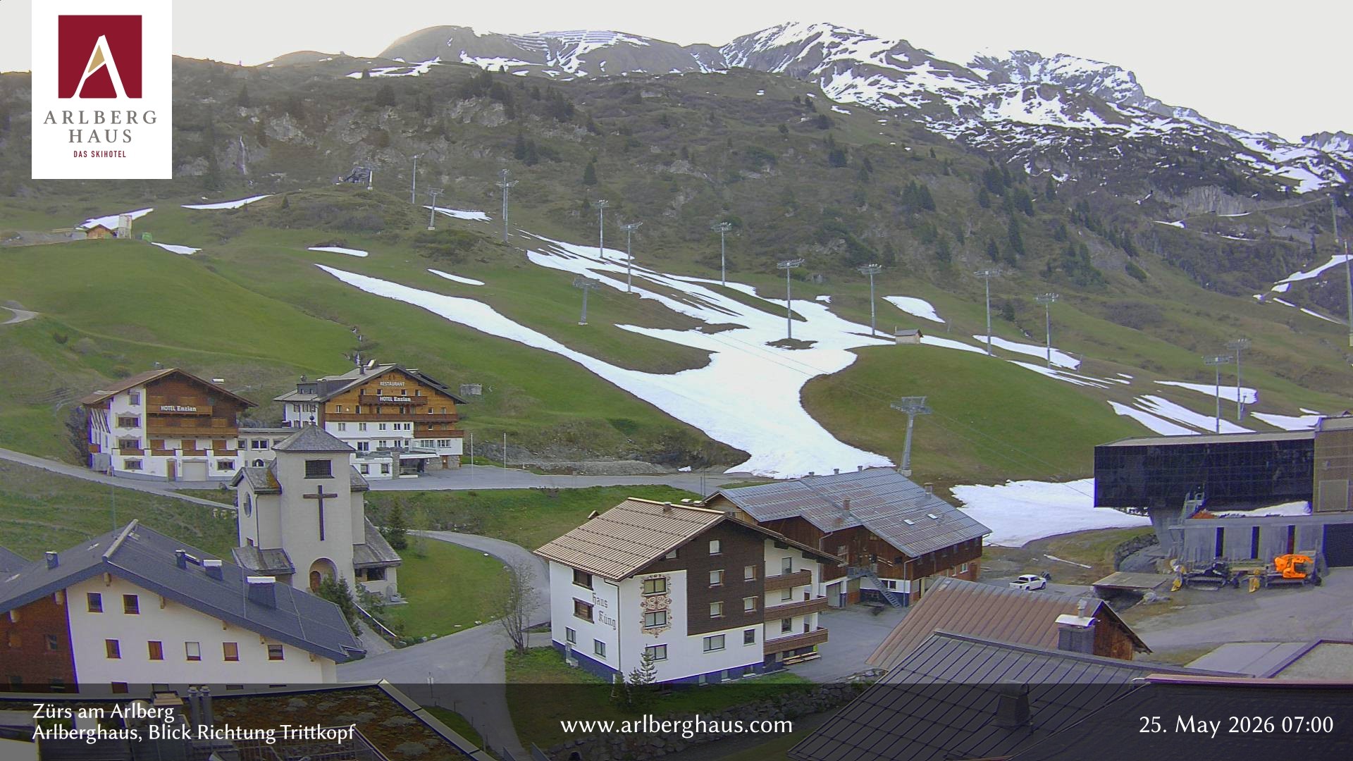 Archiv Foto Webcam Zürs: Hotel Arlberghaus