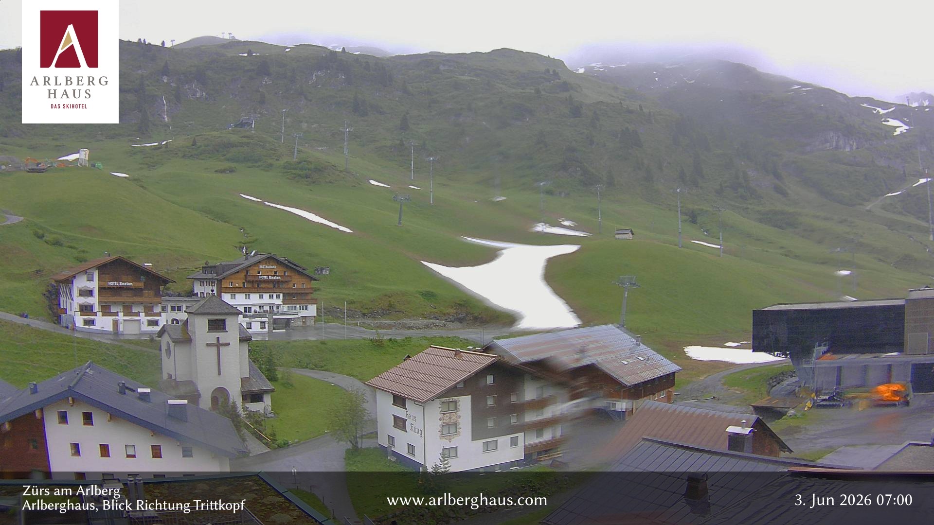 Archiv Foto Webcam Zürs: Hotel Arlberghaus