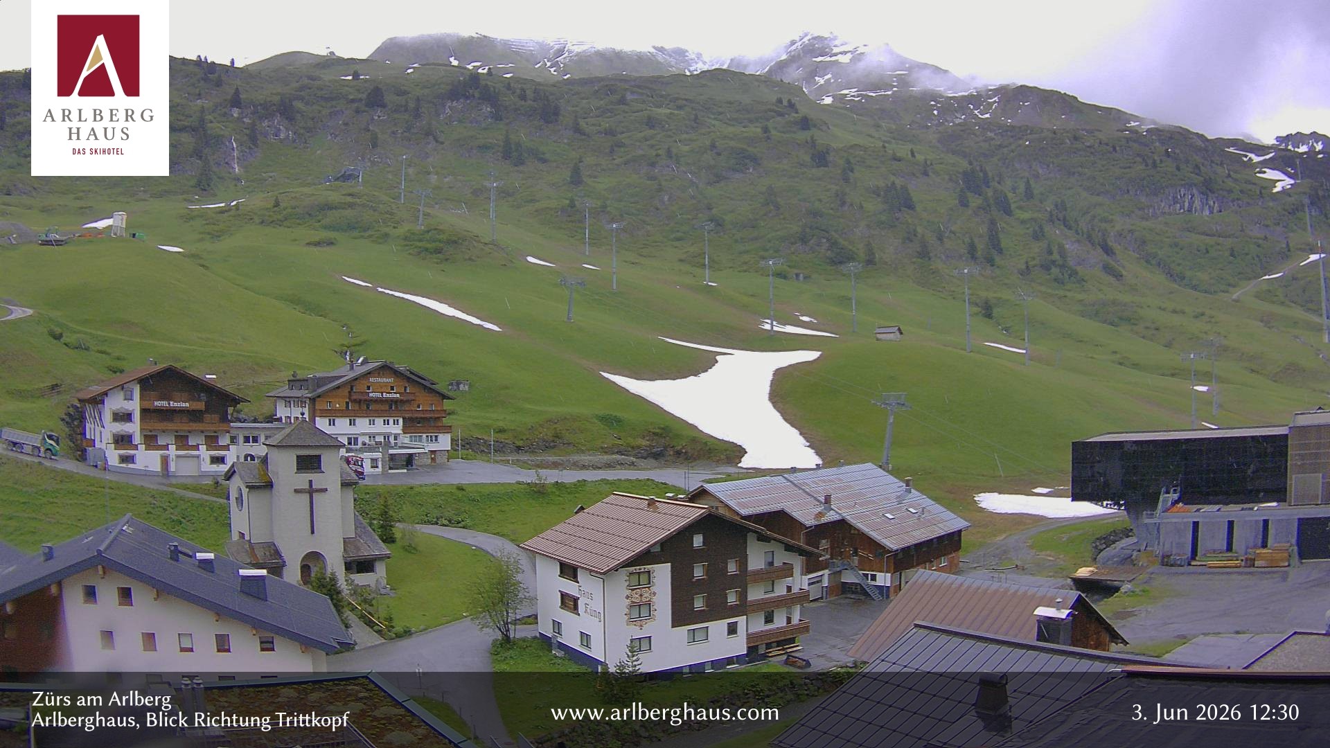 Archiv Foto Webcam Zürs: Hotel Arlberghaus