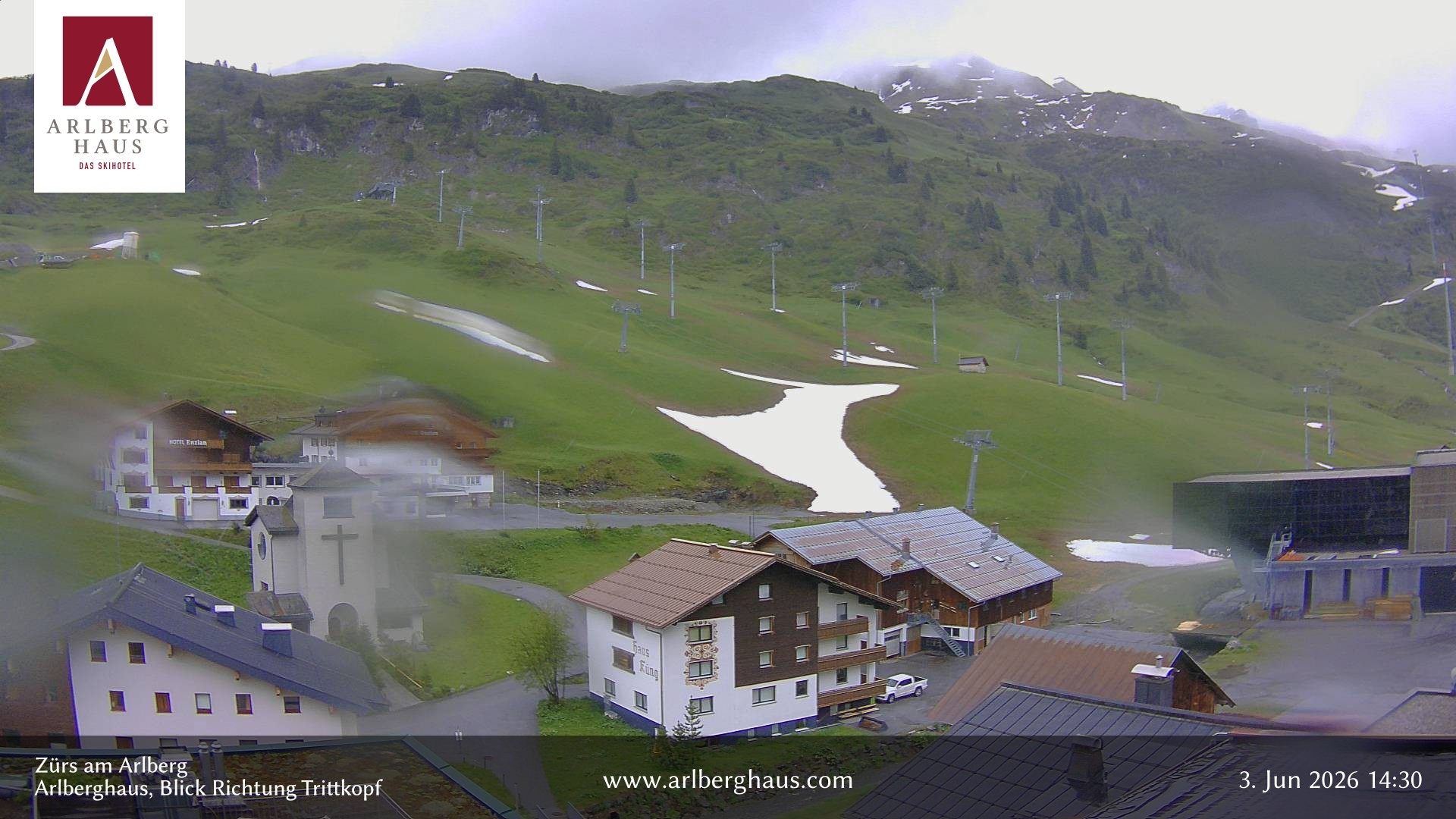 Archiv Foto Webcam Zürs: Hotel Arlberghaus