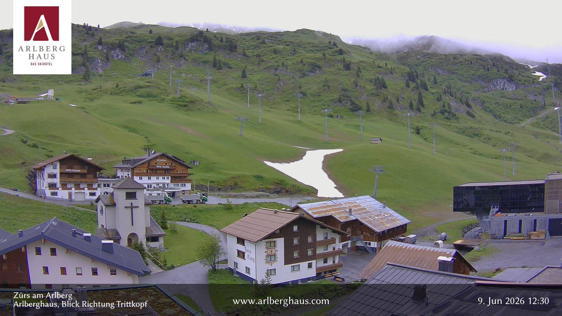 Archiv Foto Webcam Zürs: Hotel Arlberghaus