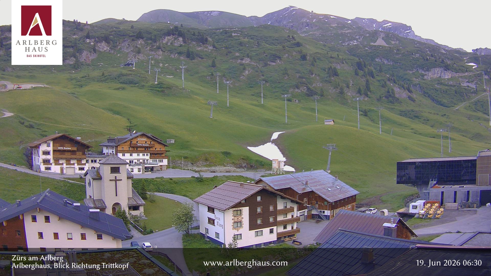 Archiv Foto Webcam Zürs: Hotel Arlberghaus