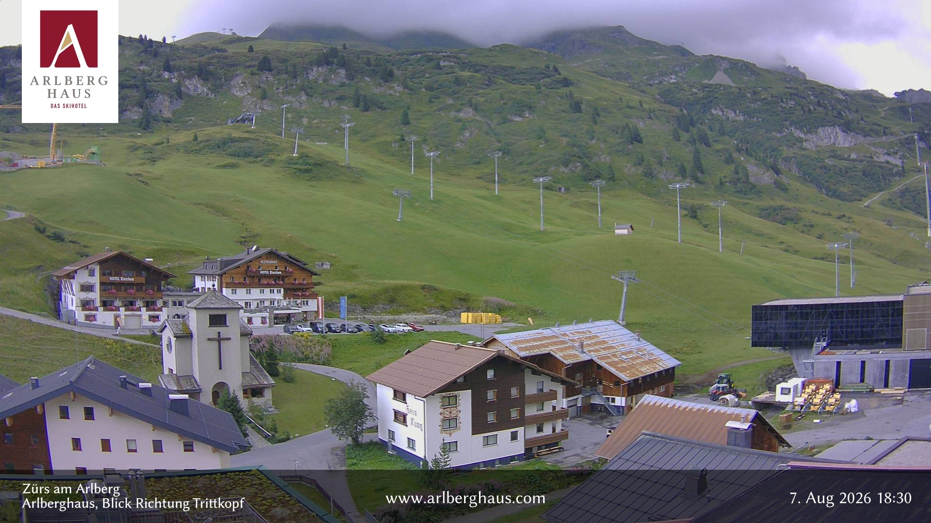 Archived image Webcam Arlberghaus at Zuers