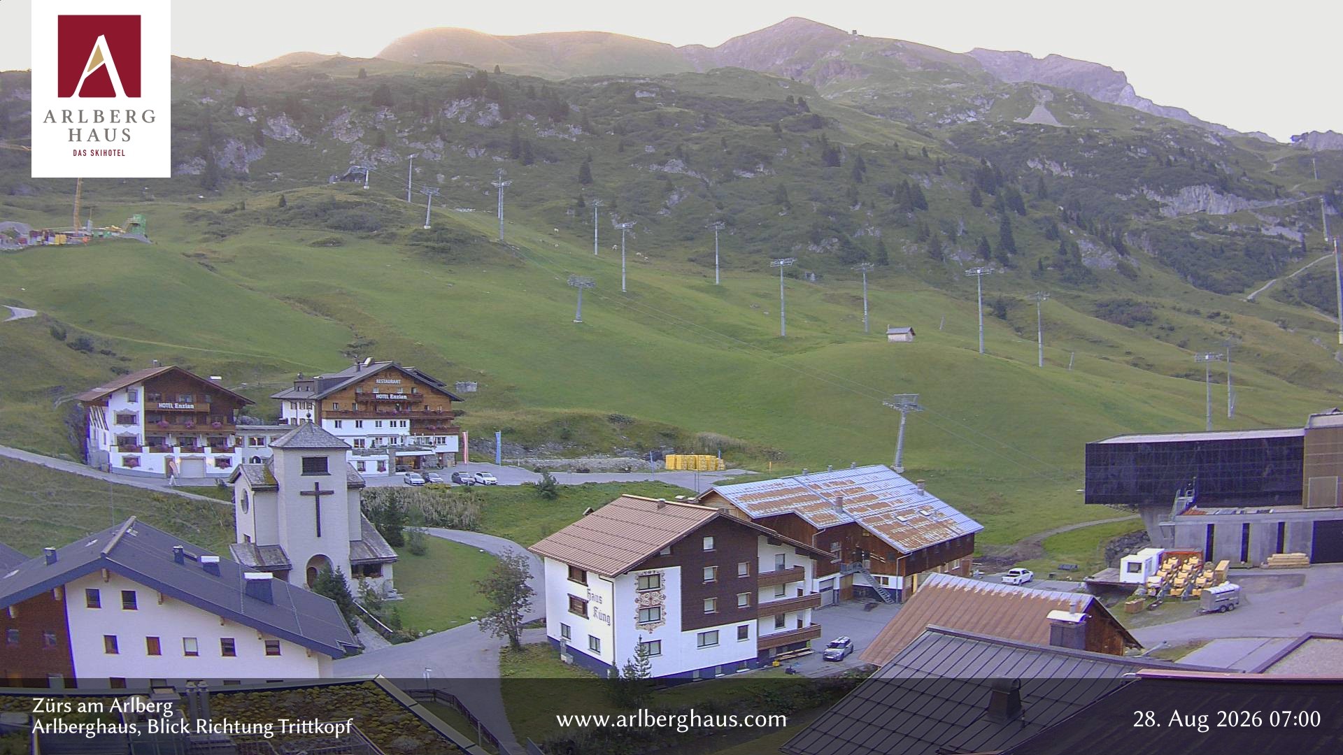 Archived image Webcam Arlberghaus at Zuers