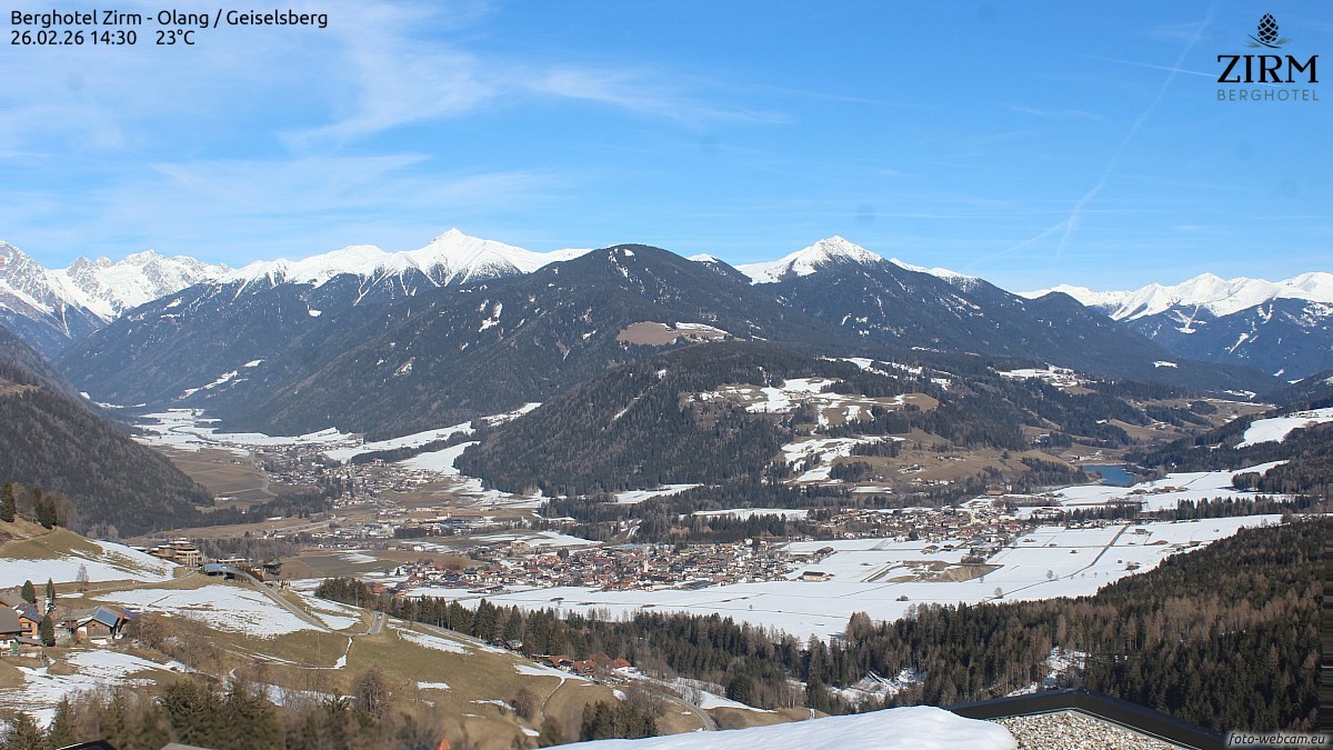 Archived image Webcam Hotel Zirm, South Tyrol