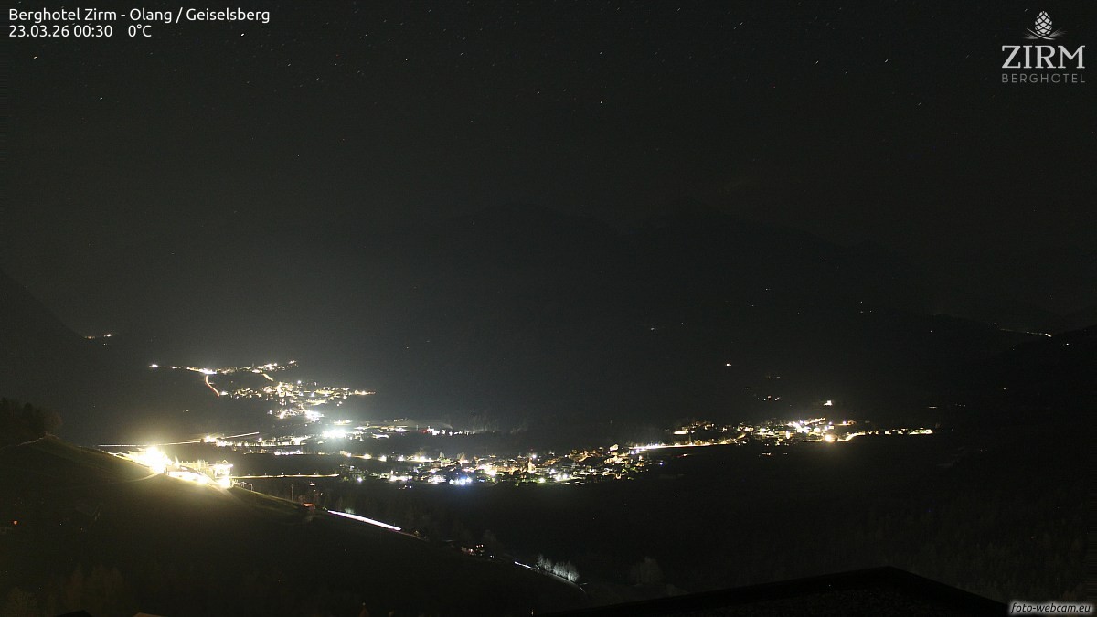 Archived image Webcam Hotel Zirm, South Tyrol