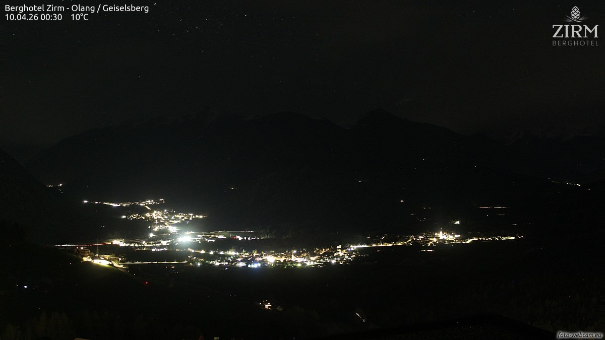 Archived image Webcam Hotel Zirm, South Tyrol