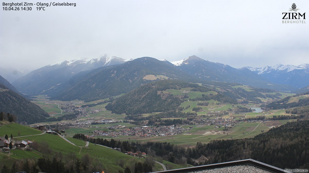 Archived image Webcam Hotel Zirm, South Tyrol