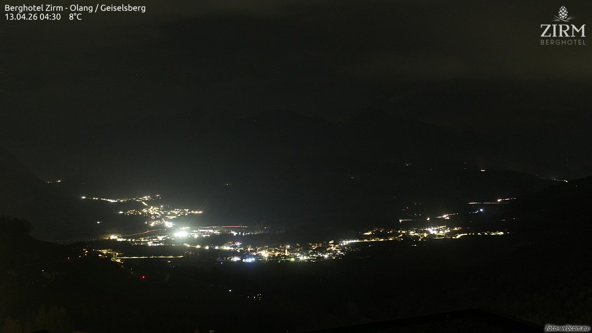 Archived image Webcam Hotel Zirm, South Tyrol