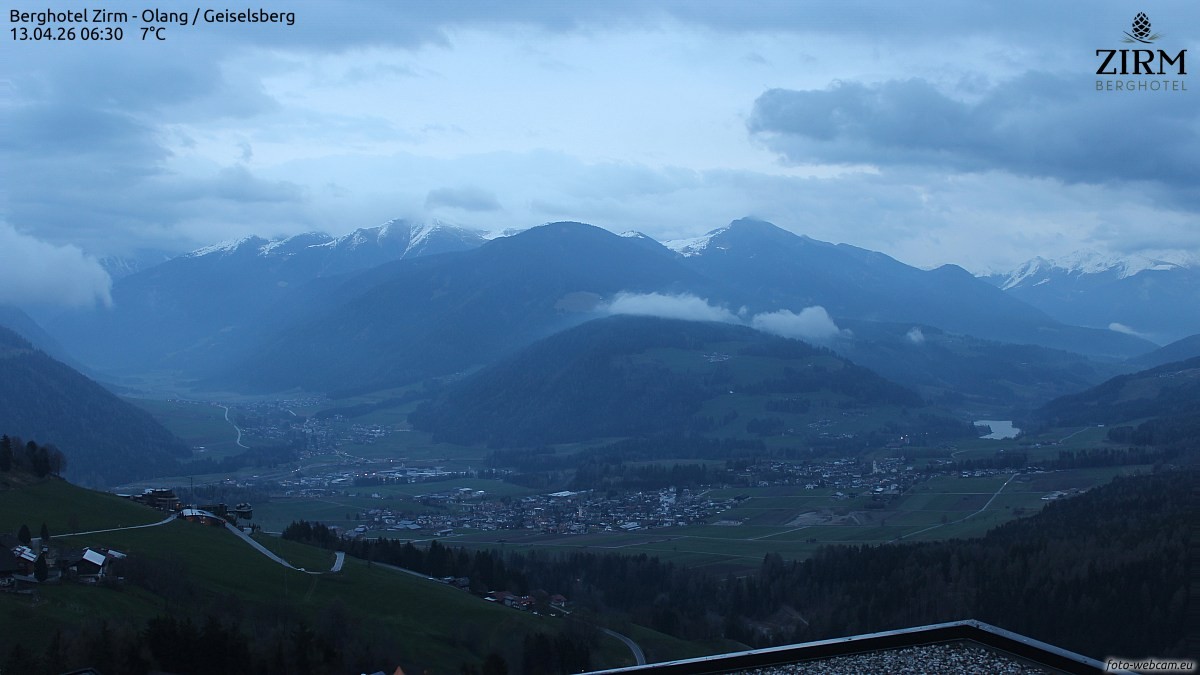 Archiv Foto Webcam Berghotel Zirm am Kronplatz