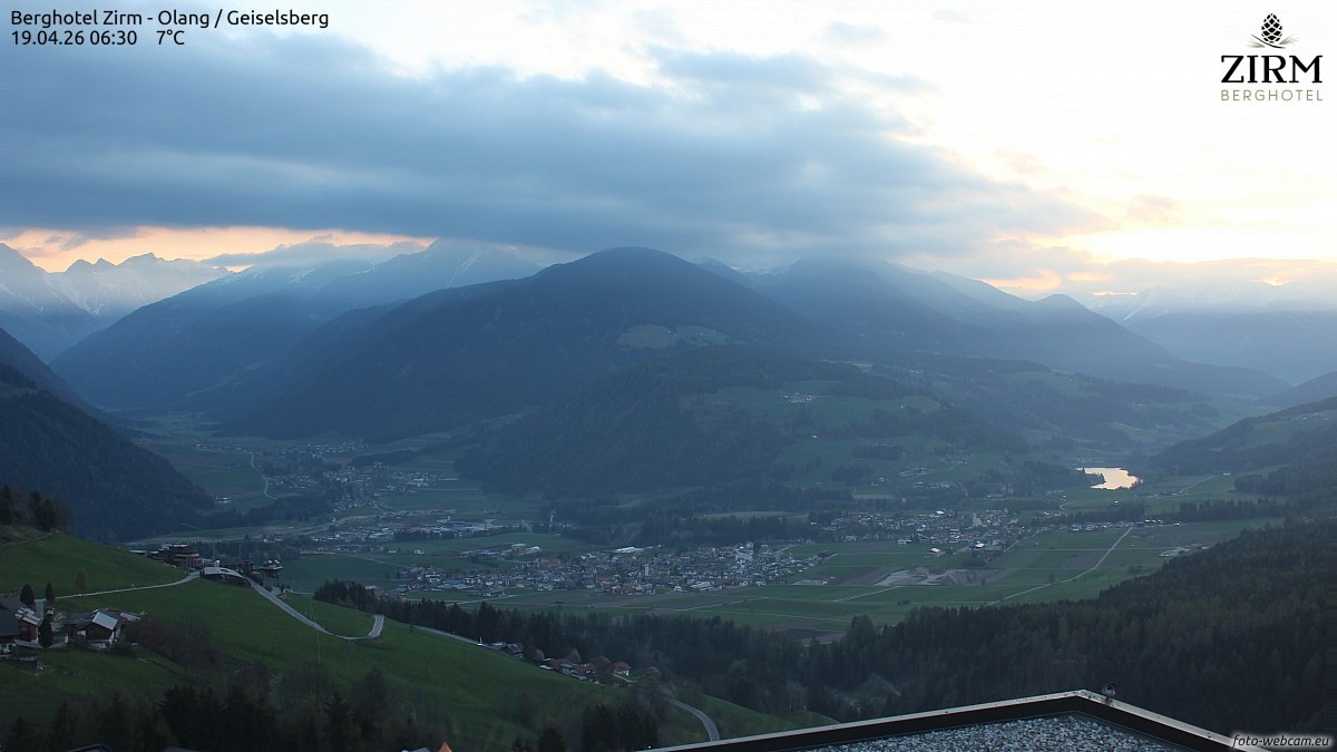 Archiv Foto Webcam Berghotel Zirm am Kronplatz