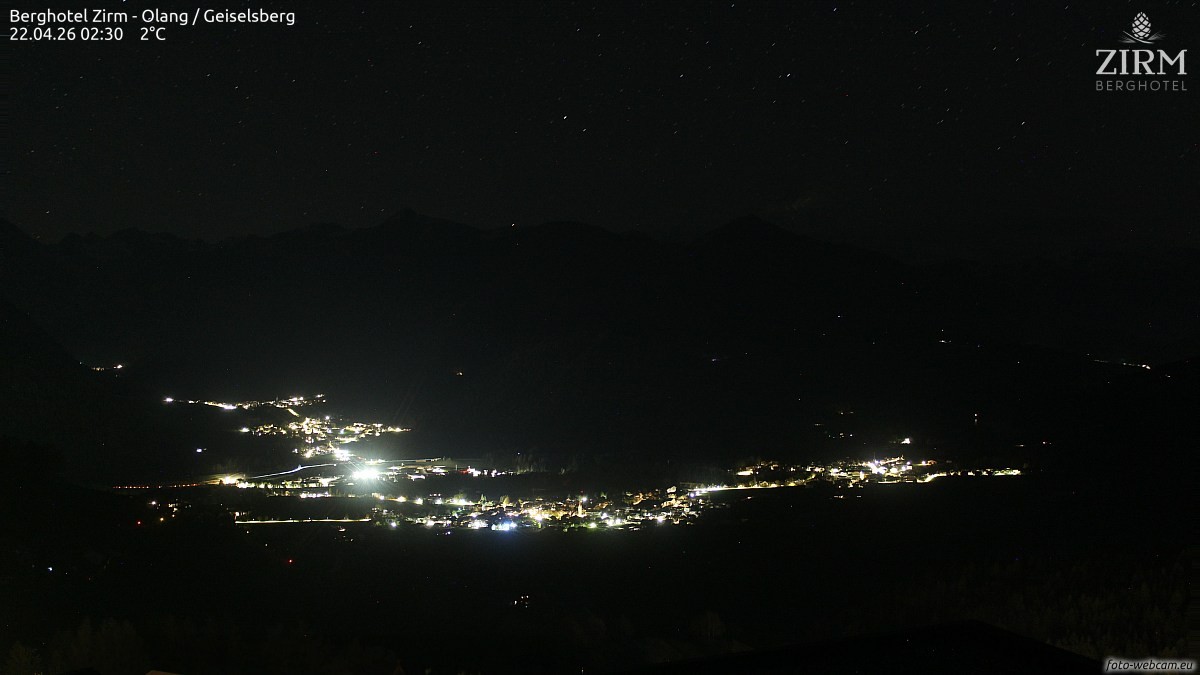 Archived image Webcam Hotel Zirm, South Tyrol