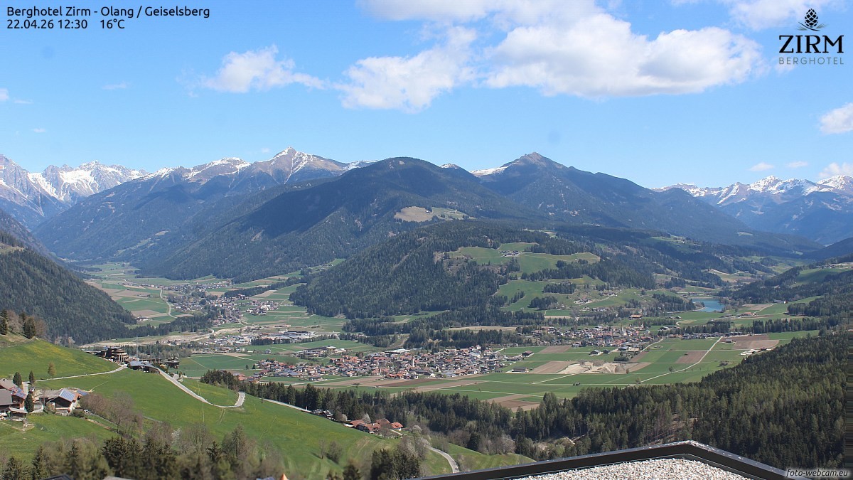 Archived image Webcam Hotel Zirm, South Tyrol