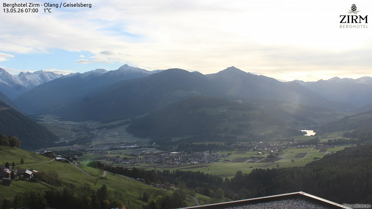 Archiv Foto Webcam Berghotel Zirm am Kronplatz