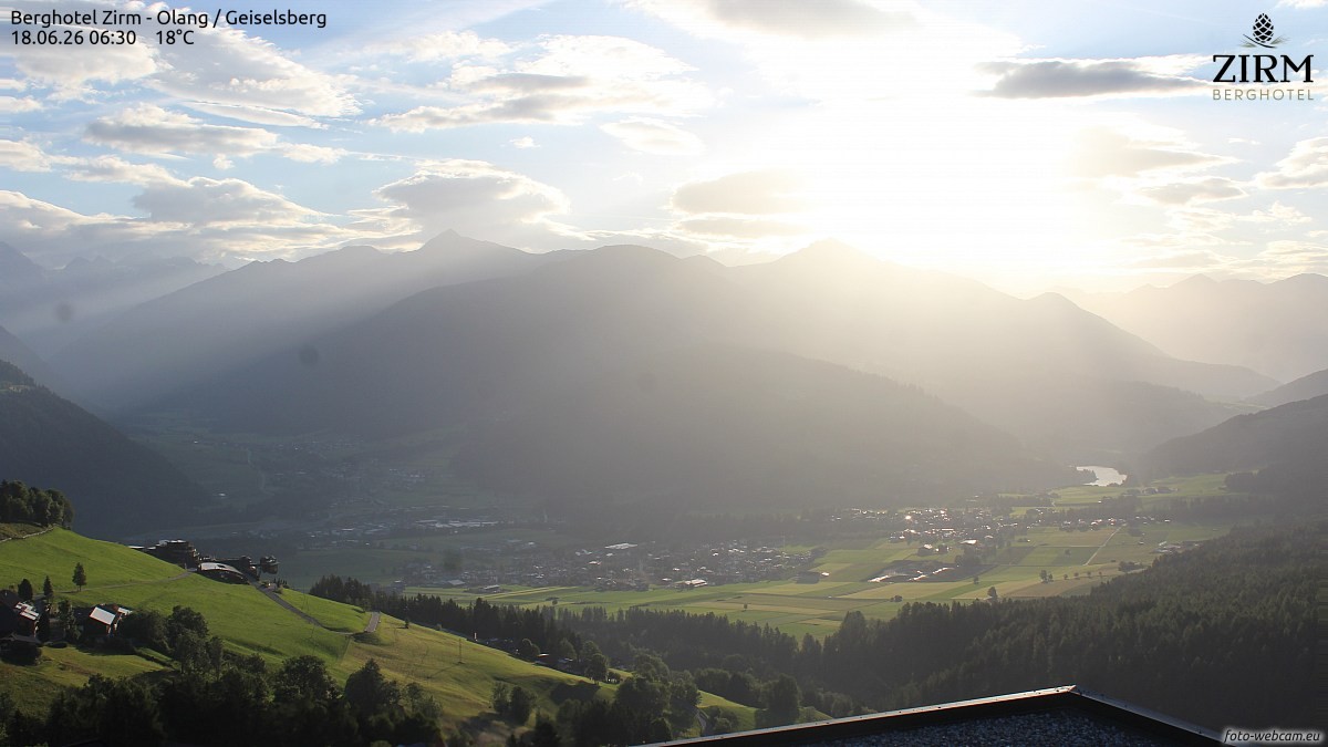 Archiv Foto Webcam Berghotel Zirm am Kronplatz