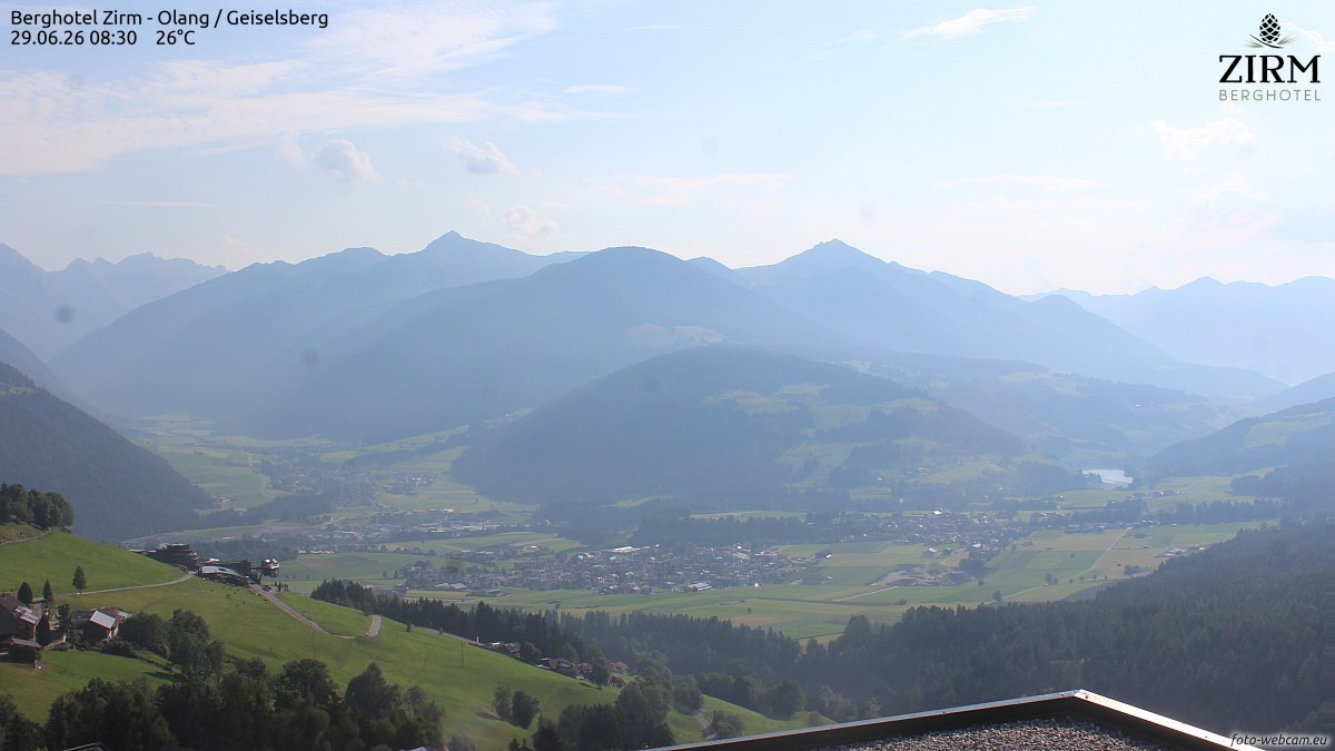 Archived image Webcam Hotel Zirm, South Tyrol