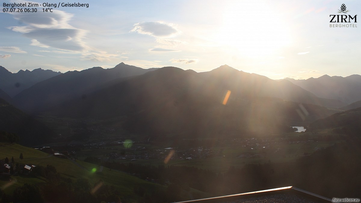 Archiv Foto Webcam Berghotel Zirm am Kronplatz