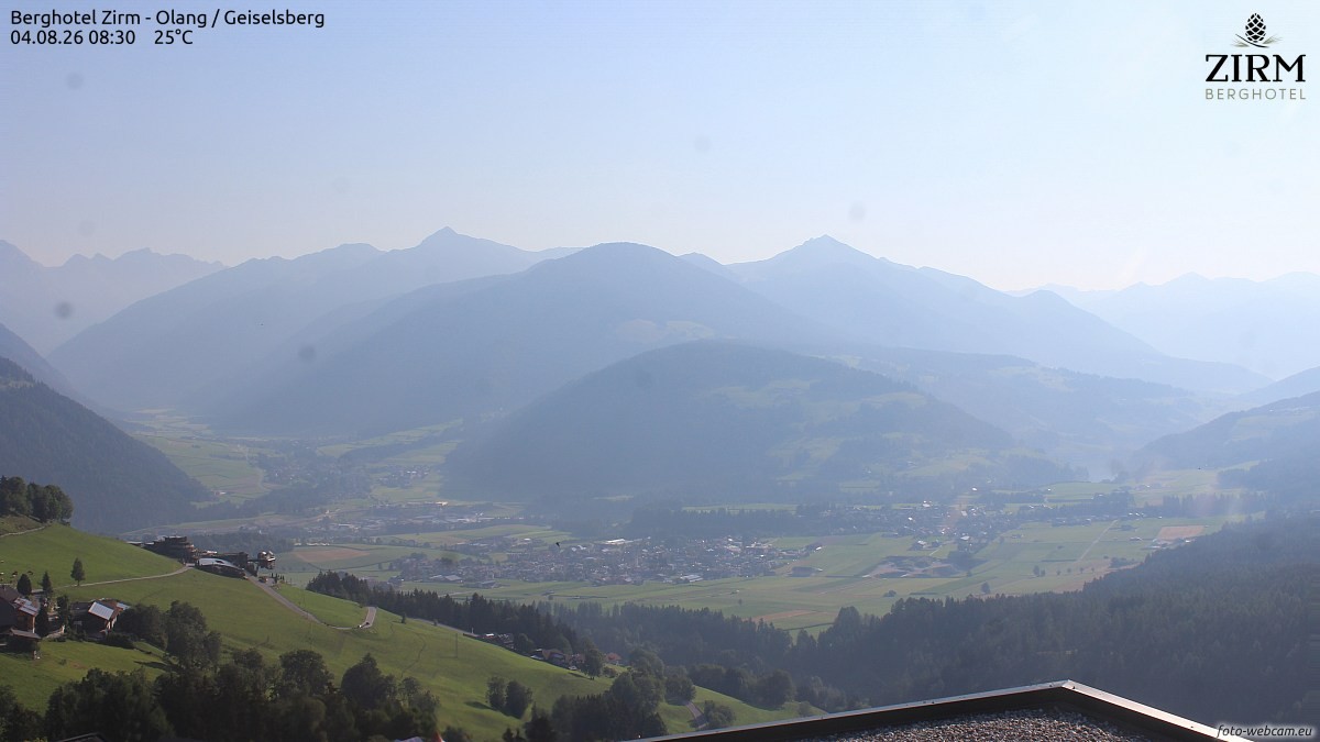 Archived image Webcam Hotel Zirm, South Tyrol