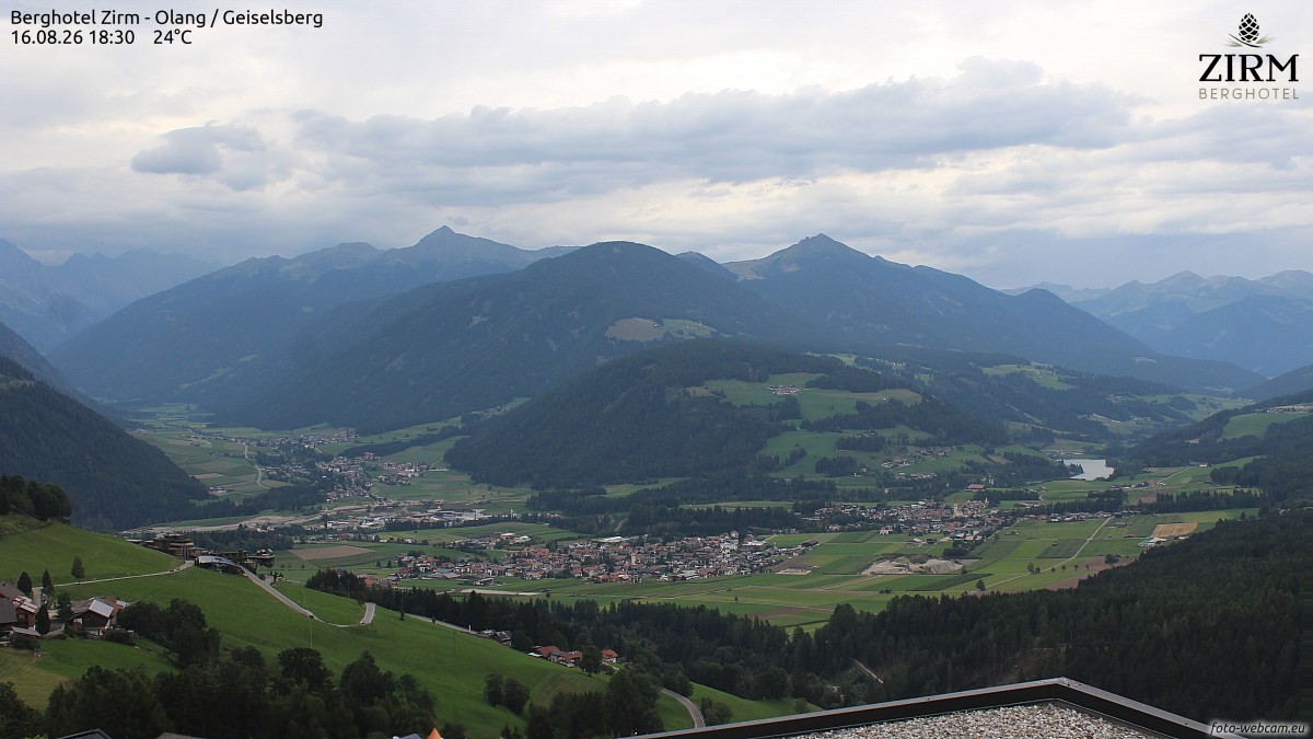 Archiv Foto Webcam Berghotel Zirm am Kronplatz