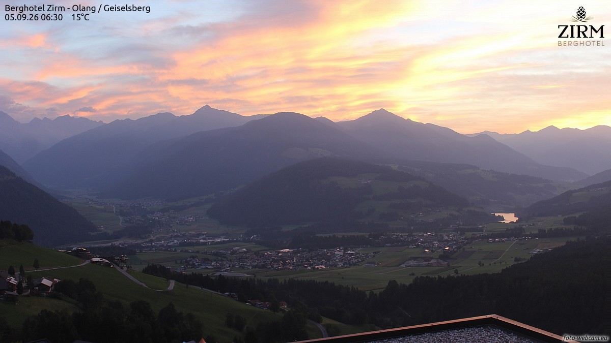 Archiv Foto Webcam Berghotel Zirm am Kronplatz