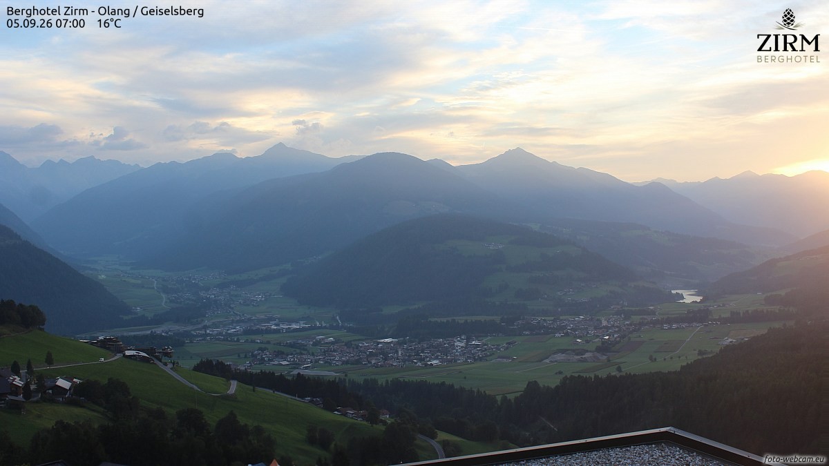 Archiv Foto Webcam Berghotel Zirm am Kronplatz
