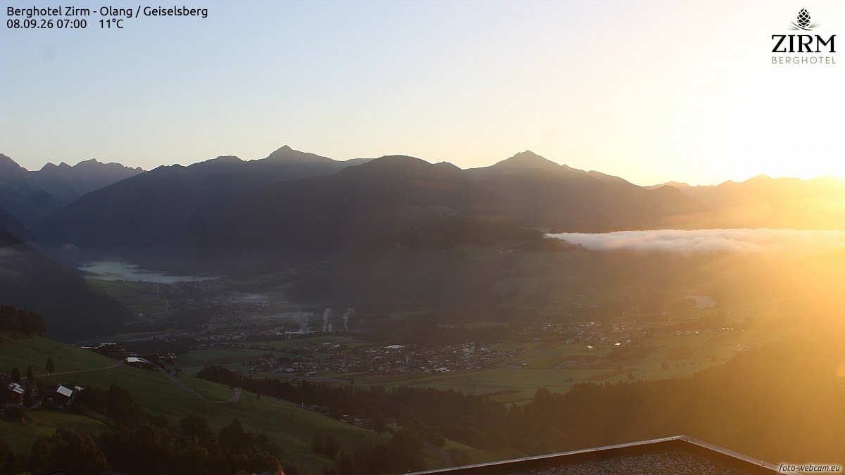 Archiv Foto Webcam Berghotel Zirm am Kronplatz