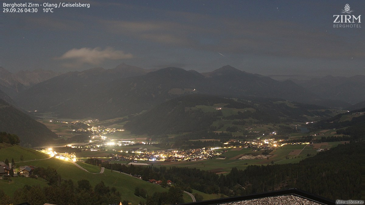 Archived image Webcam Hotel Zirm, South Tyrol