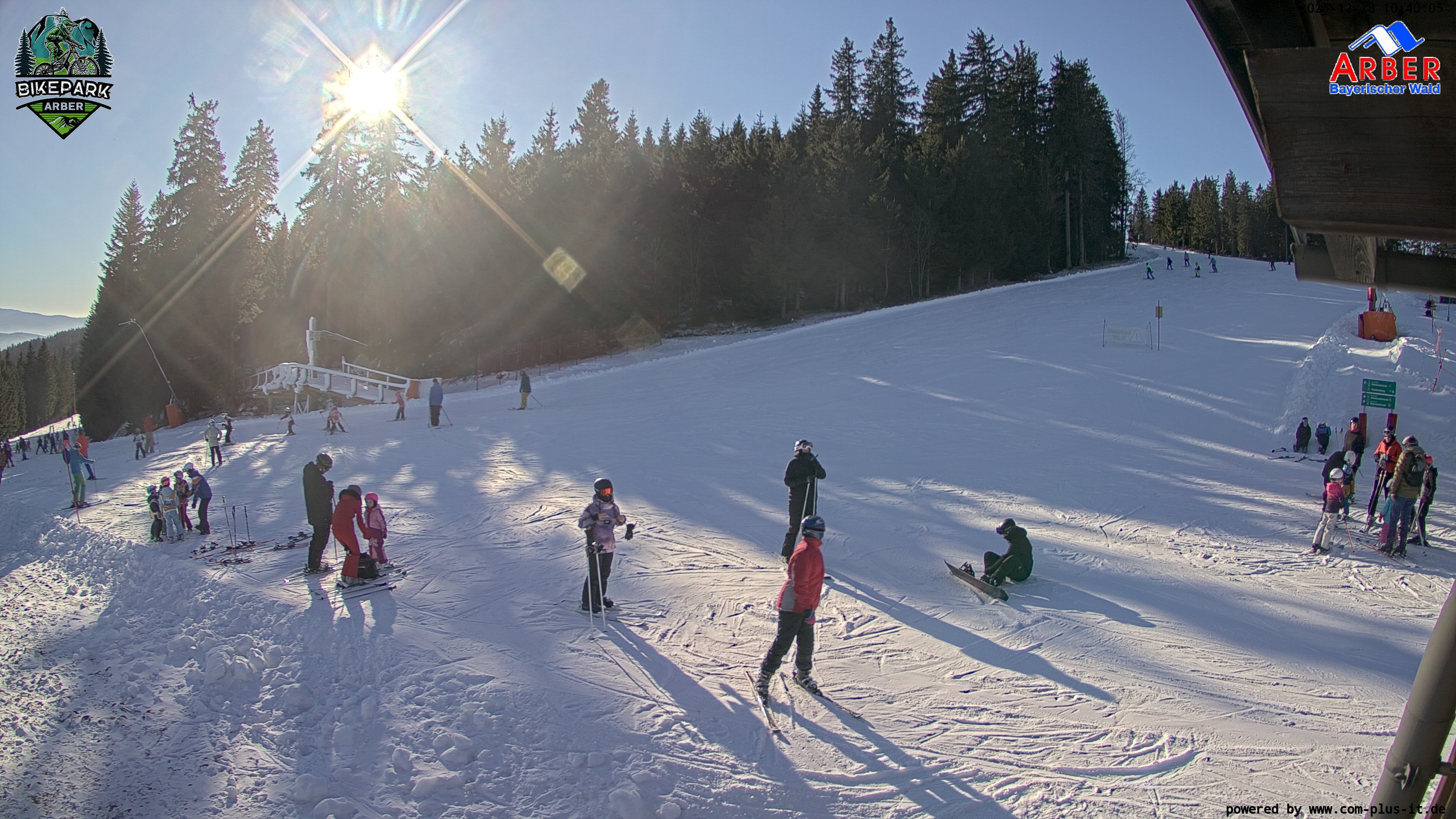 Archiv Foto Webcam ArBär Kinderland des Skigebiets am Arber