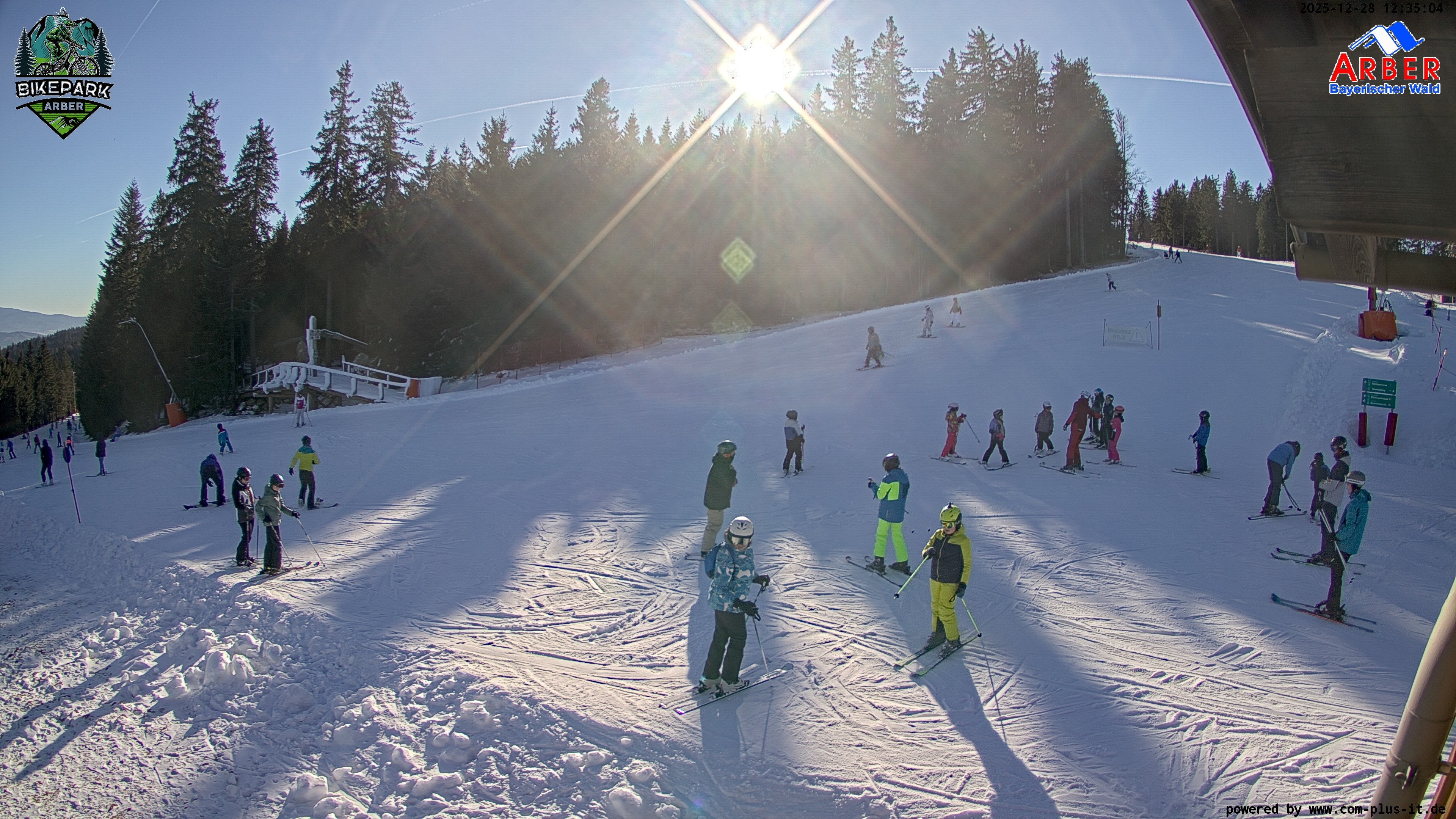 Archiv Foto Webcam ArBär Kinderland des Skigebiets am Arber