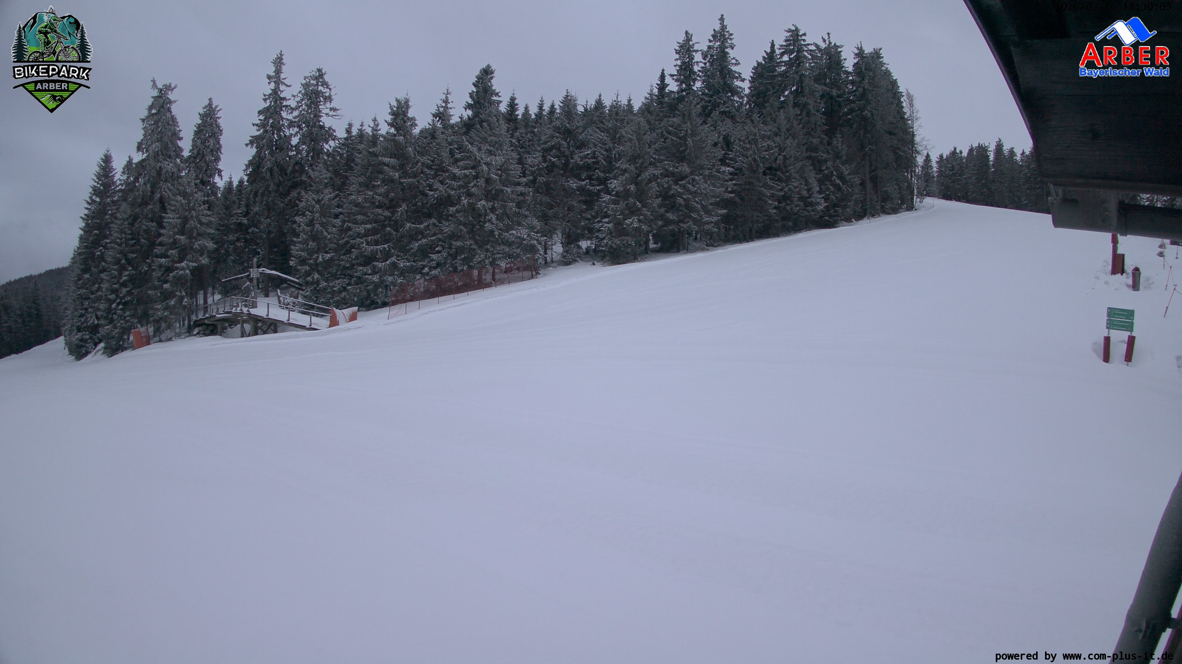 Archiv Foto Webcam ArBär Kinderland des Skigebiets am Arber