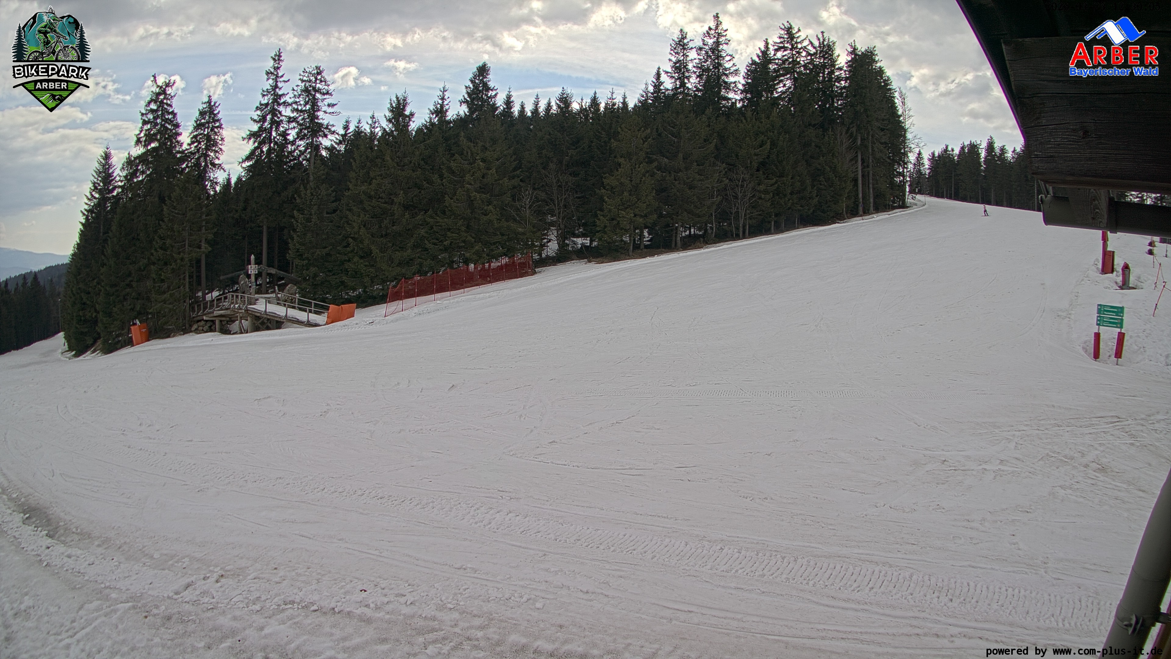 Archiv Foto Webcam ArBär Kinderland des Skigebiets am Arber