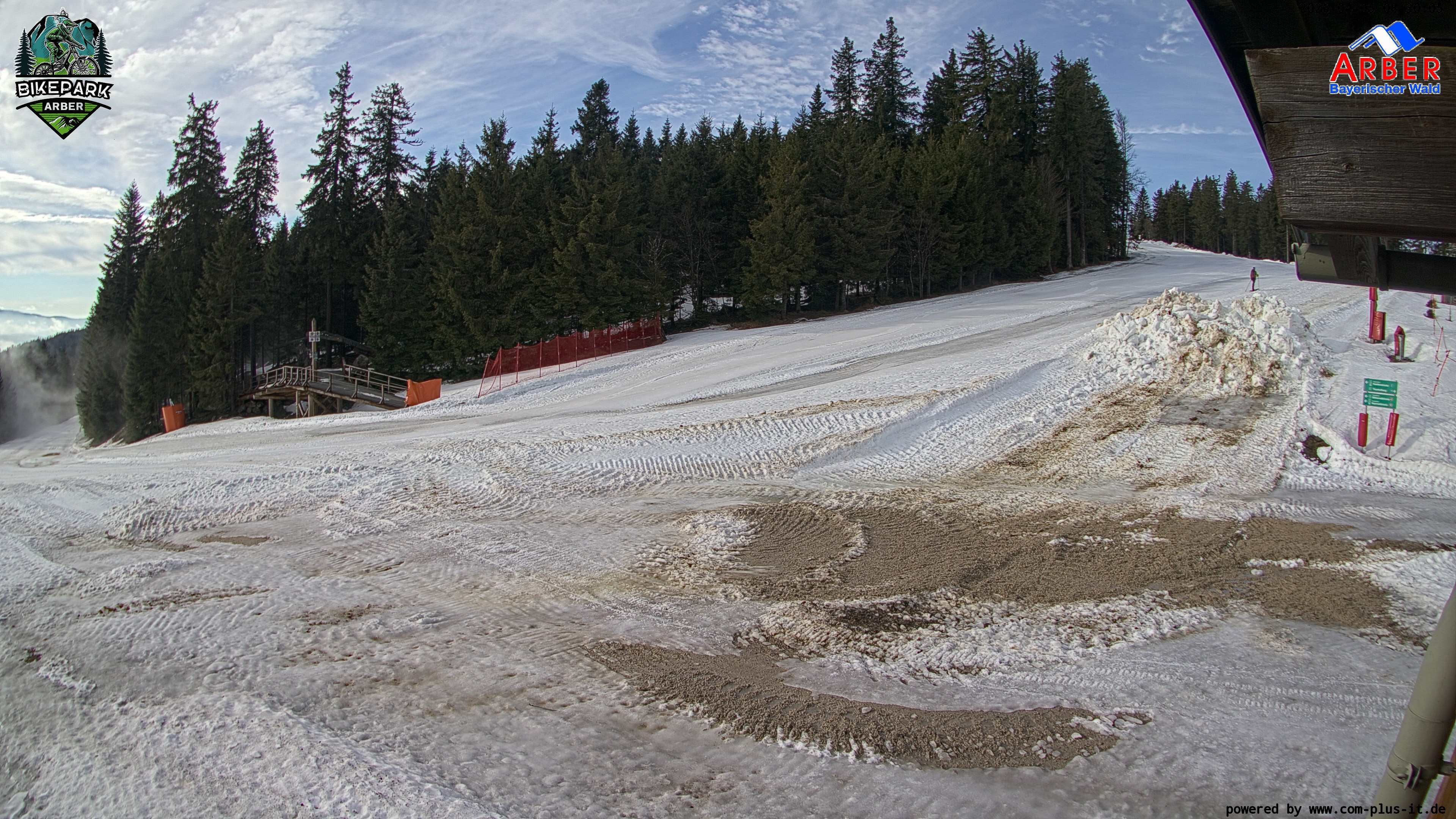 Archiv Foto Webcam ArBär Kinderland des Skigebiets am Arber