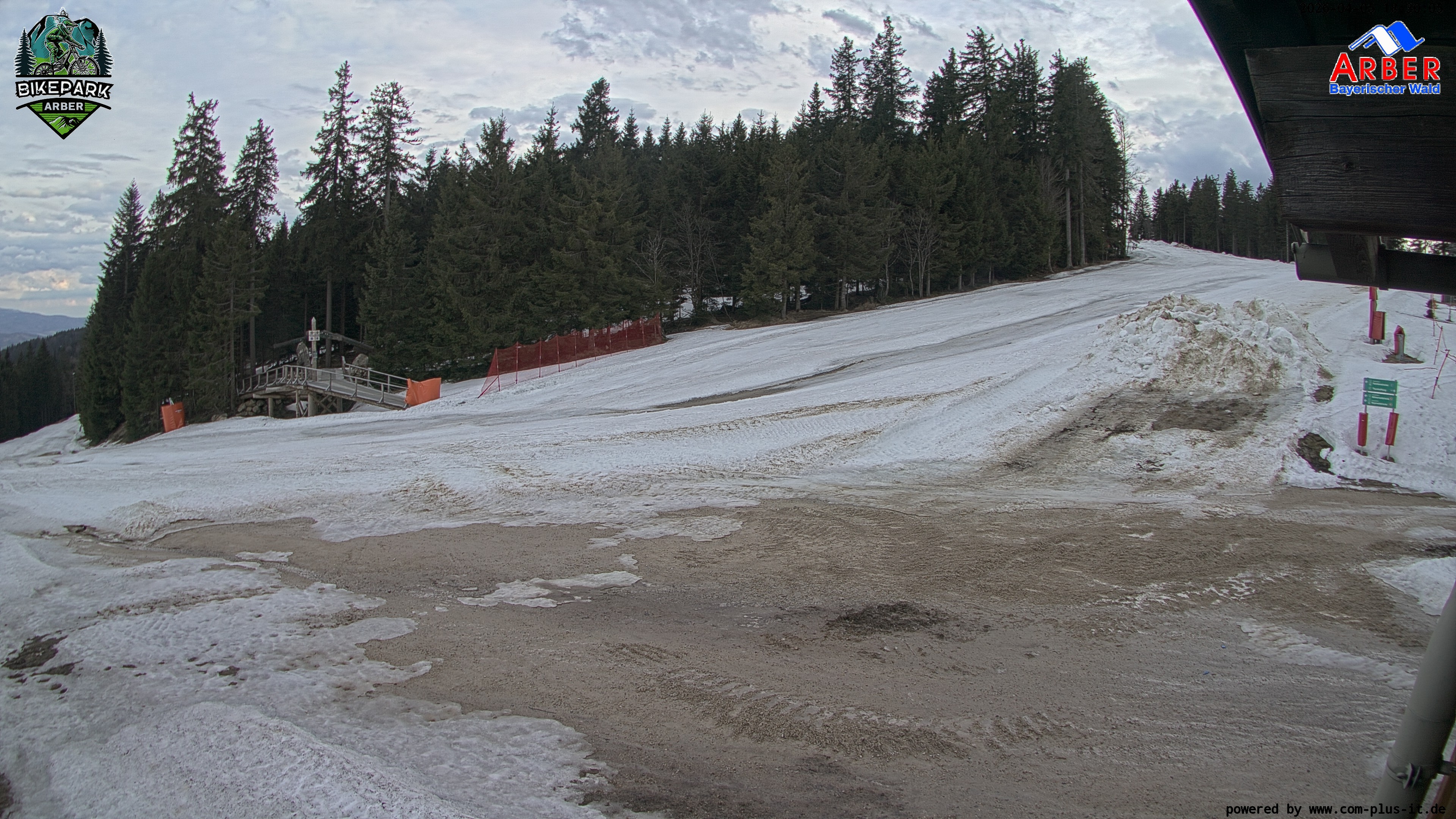 Archiv Foto Webcam ArBär Kinderland des Skigebiets am Arber