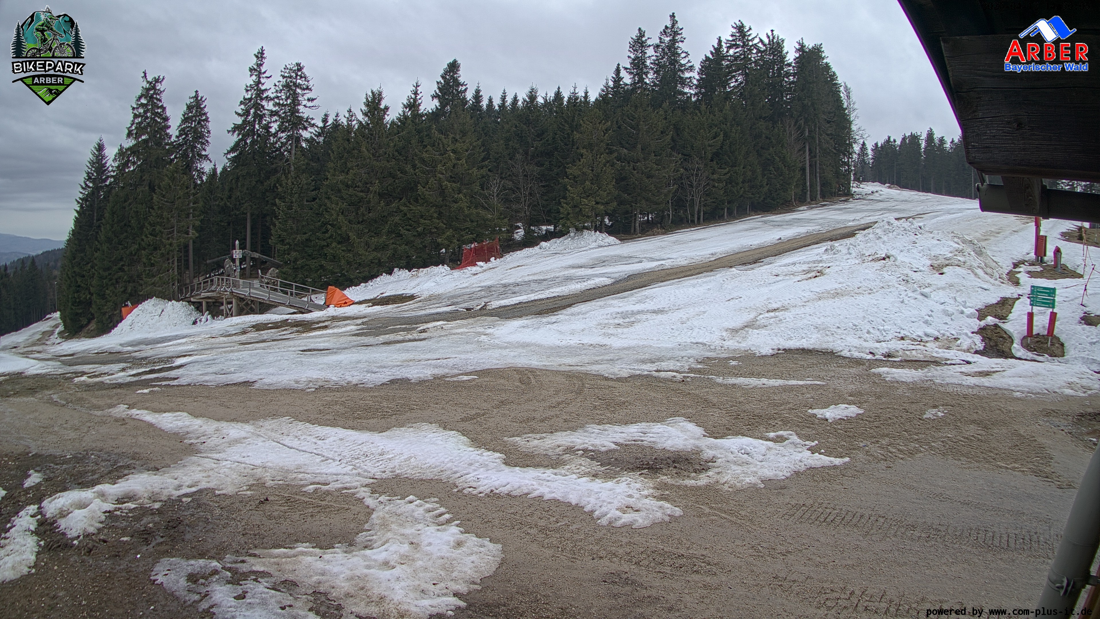 Archived image Webcam ArBär kids area at Arber mountain