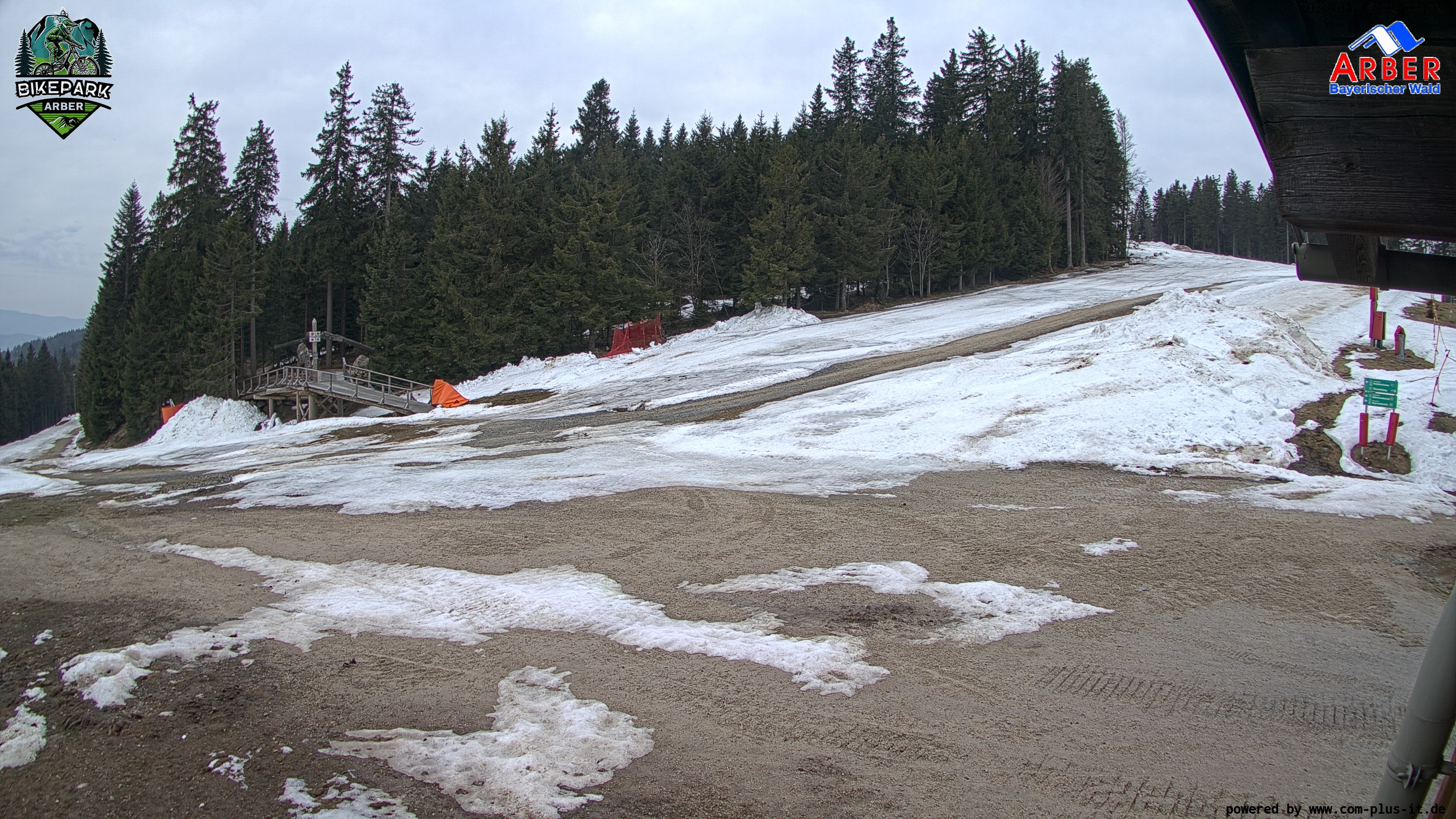 Archived image Webcam ArBär kids area at Arber mountain