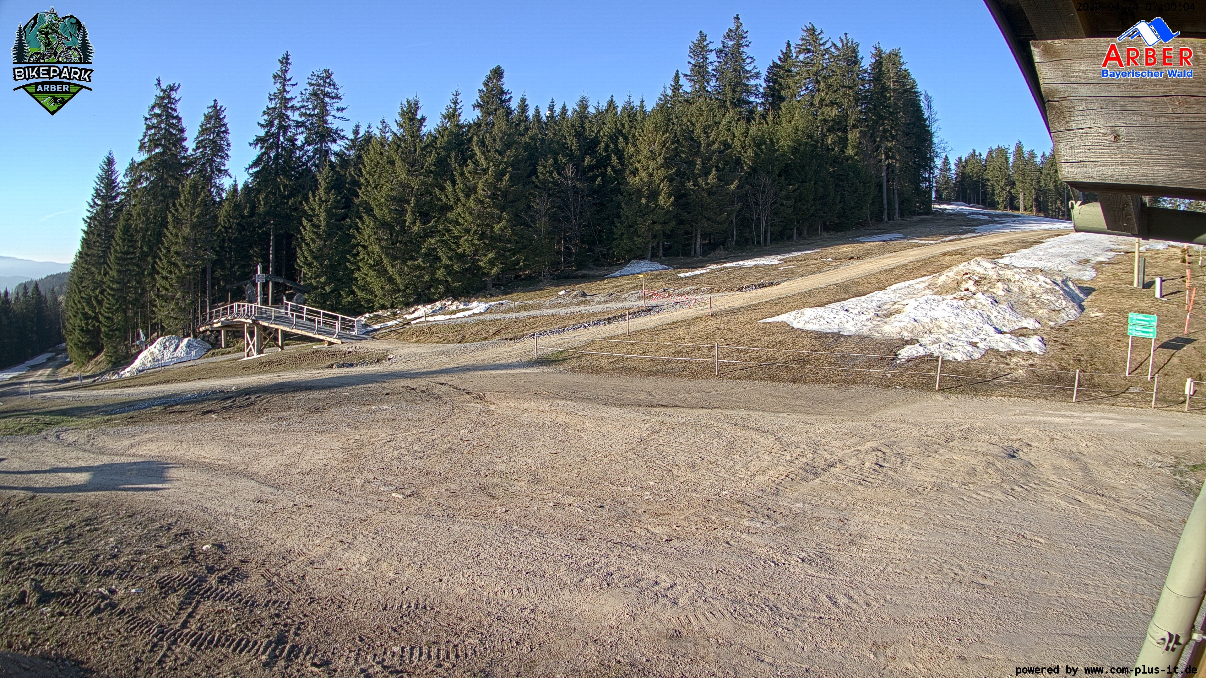 Archiv Foto Webcam ArBär Kinderland des Skigebiets am Arber