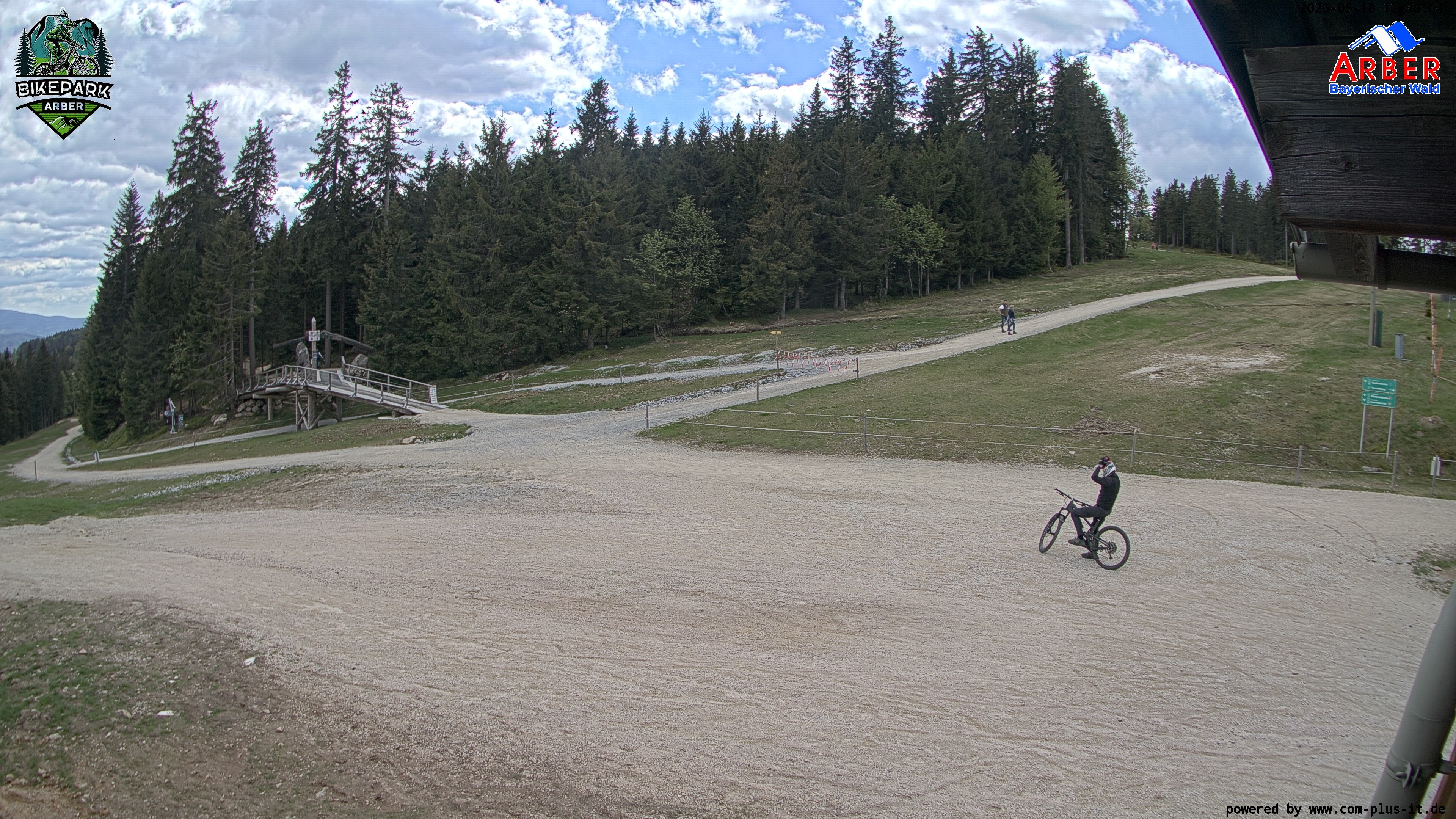 Archiv Foto Webcam ArBär Kinderland des Skigebiets am Arber