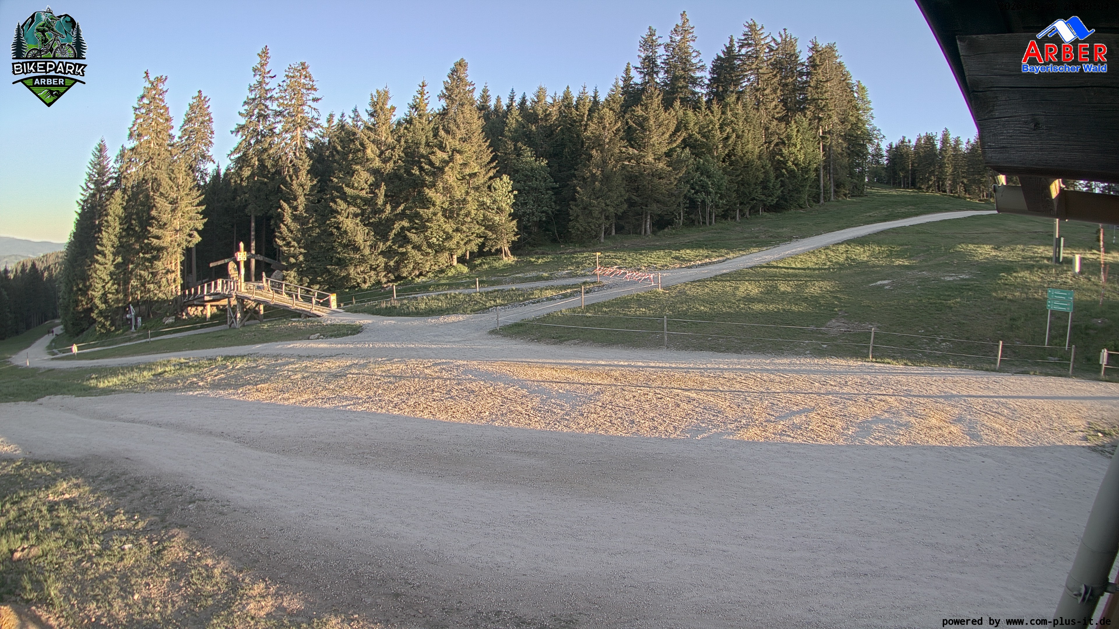 Archiv Foto Webcam ArBär Kinderland des Skigebiets am Arber