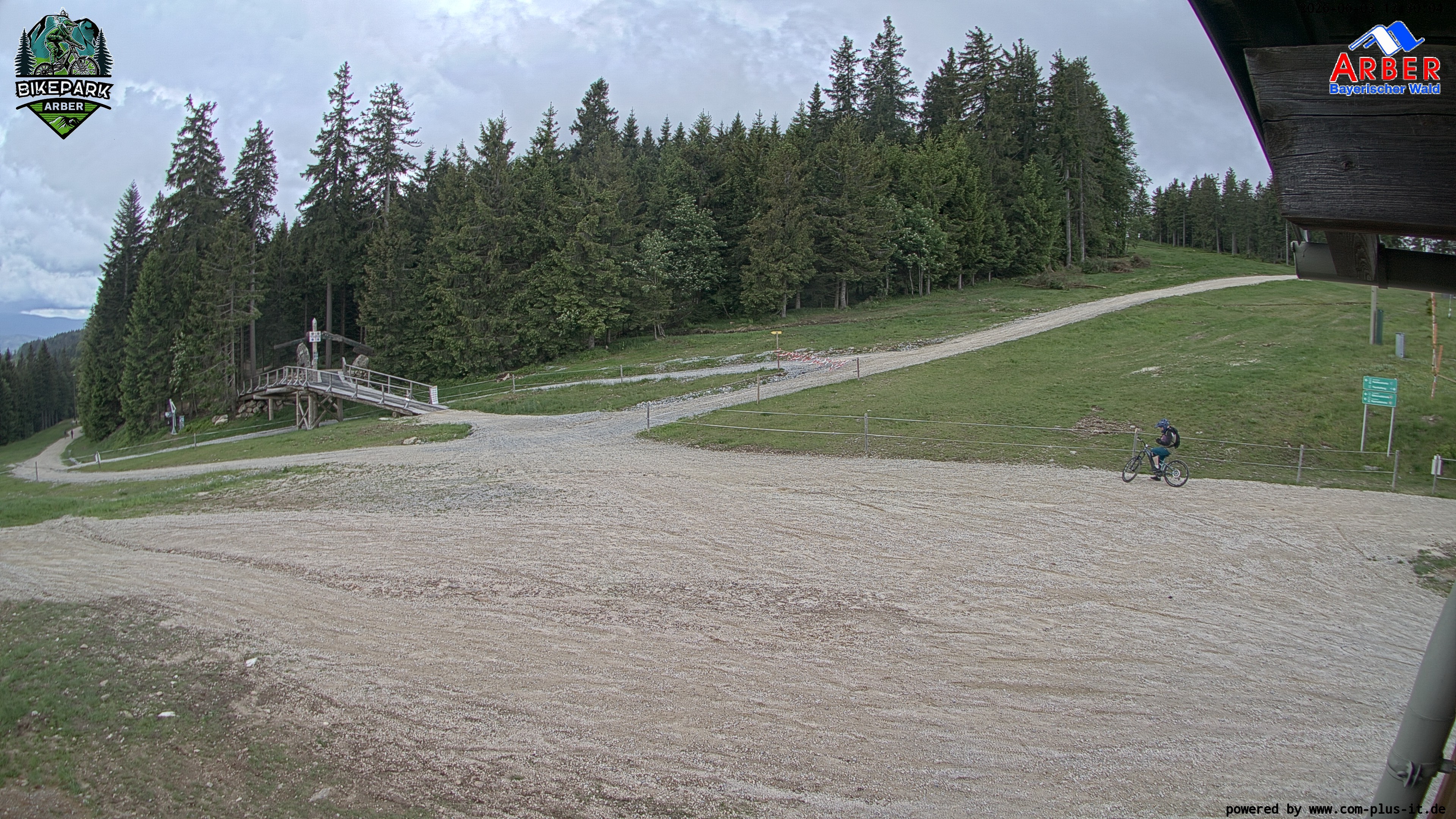 Archiv Foto Webcam ArBär Kinderland des Skigebiets am Arber