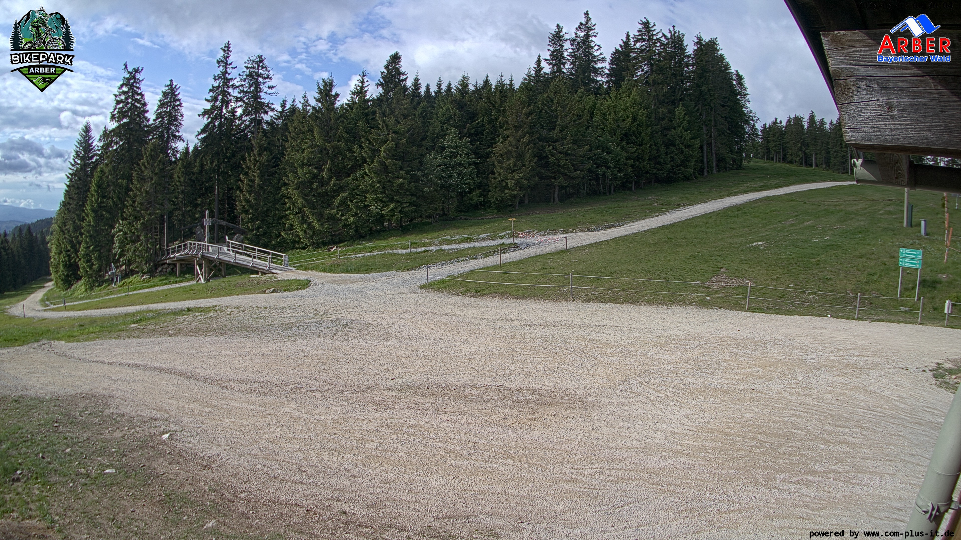 Archiv Foto Webcam ArBär Kinderland des Skigebiets am Arber