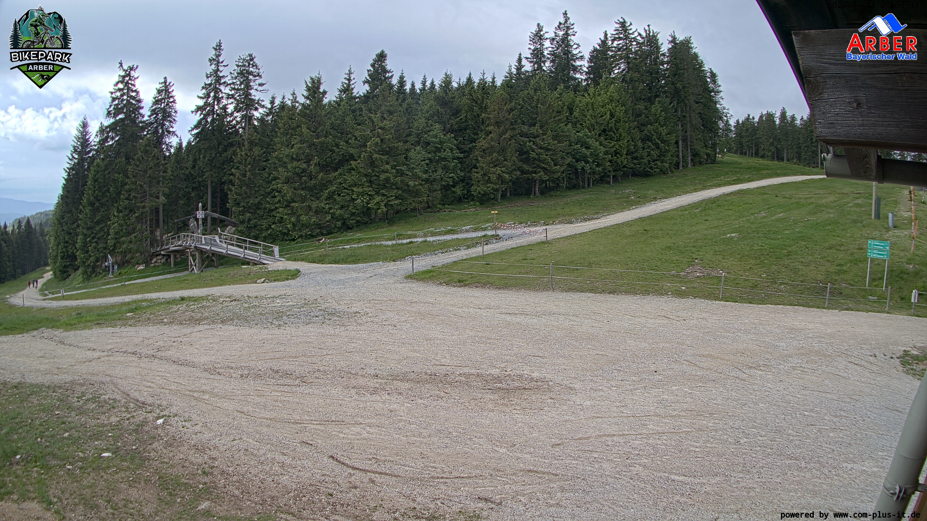 Archiv Foto Webcam ArBär Kinderland des Skigebiets am Arber