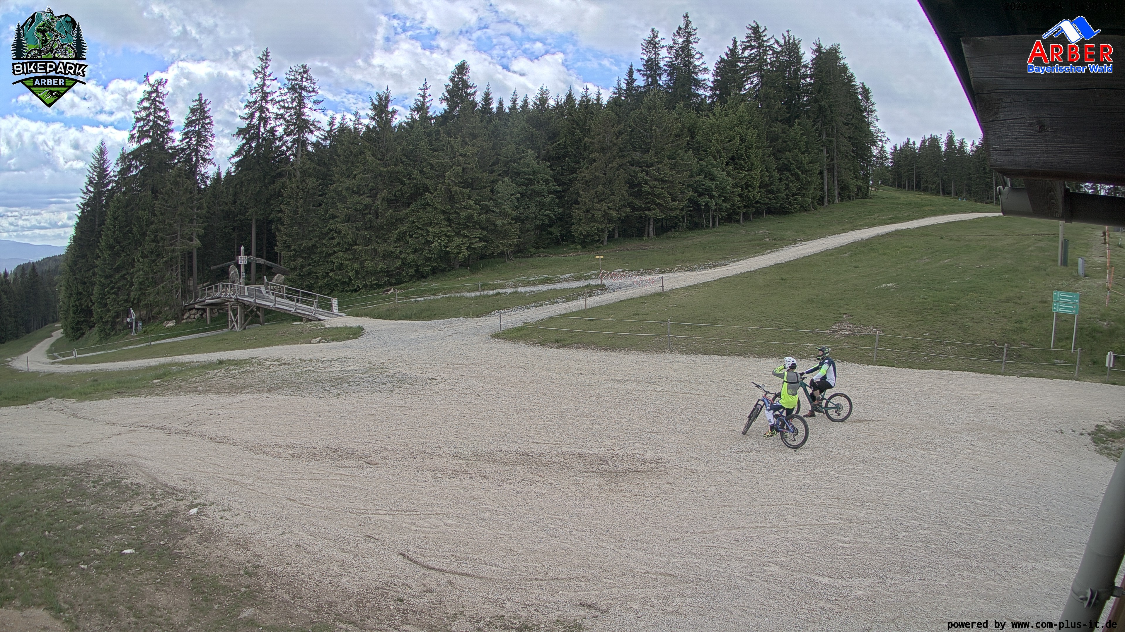 Archiv Foto Webcam ArBär Kinderland des Skigebiets am Arber
