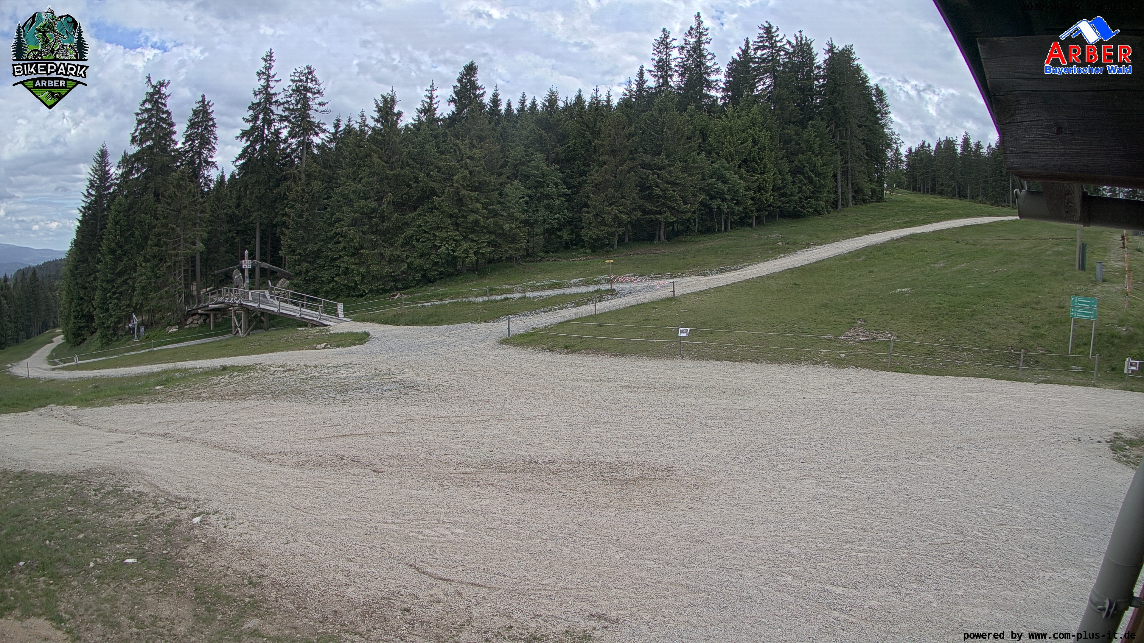 Archiv Foto Webcam ArBär Kinderland des Skigebiets am Arber