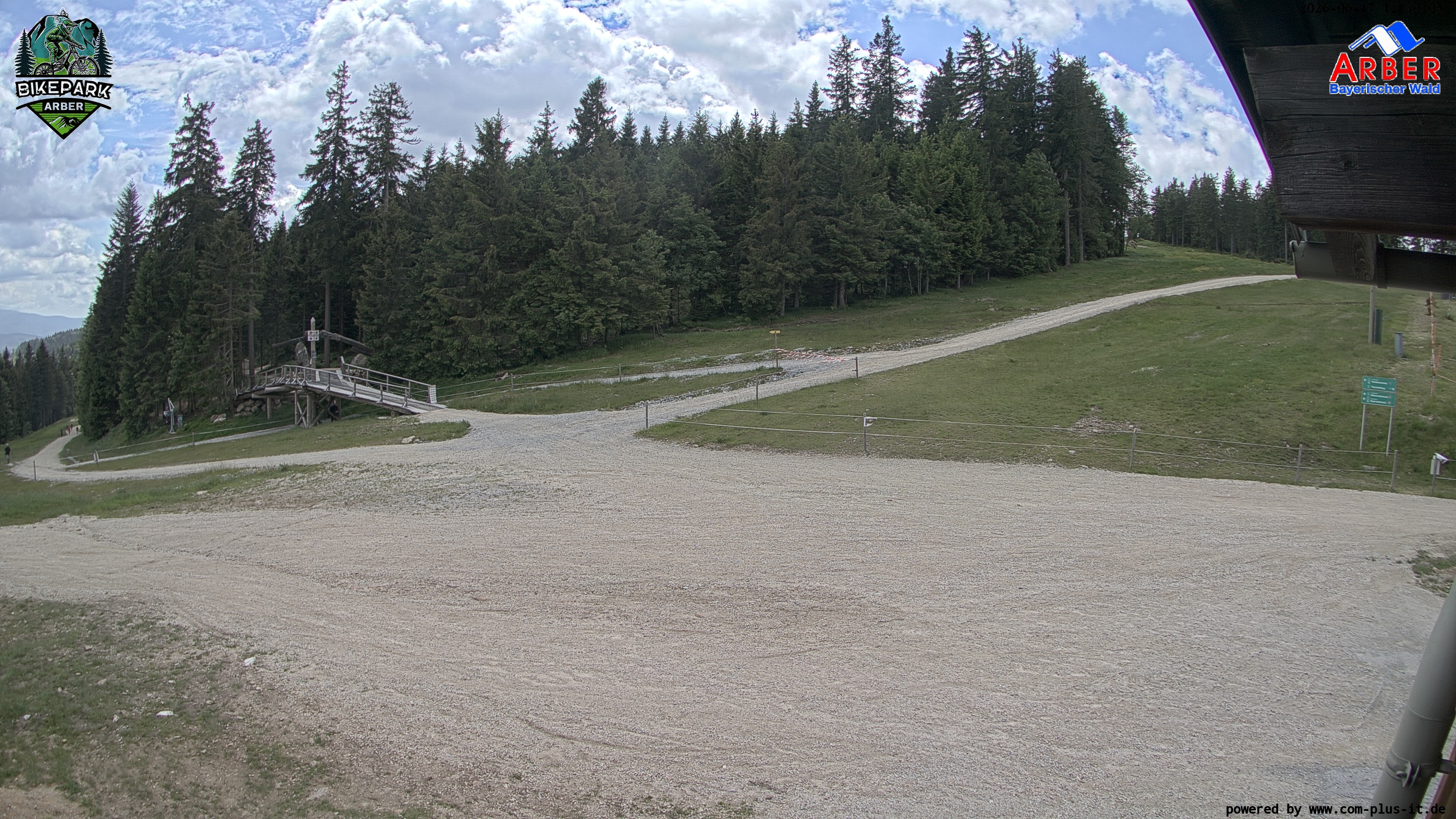 Archiv Foto Webcam ArBär Kinderland des Skigebiets am Arber