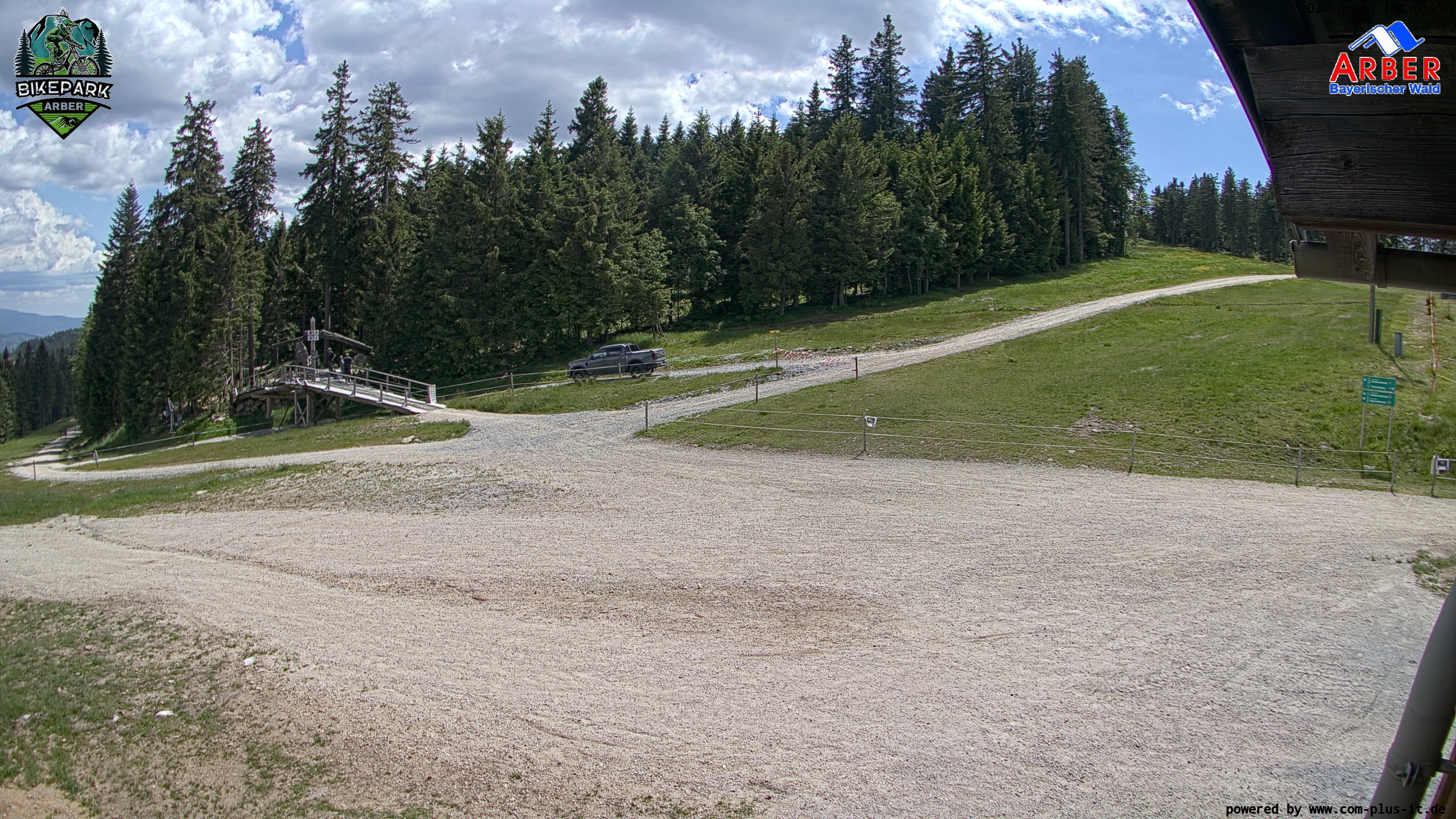 Archiv Foto Webcam ArBär Kinderland des Skigebiets am Arber