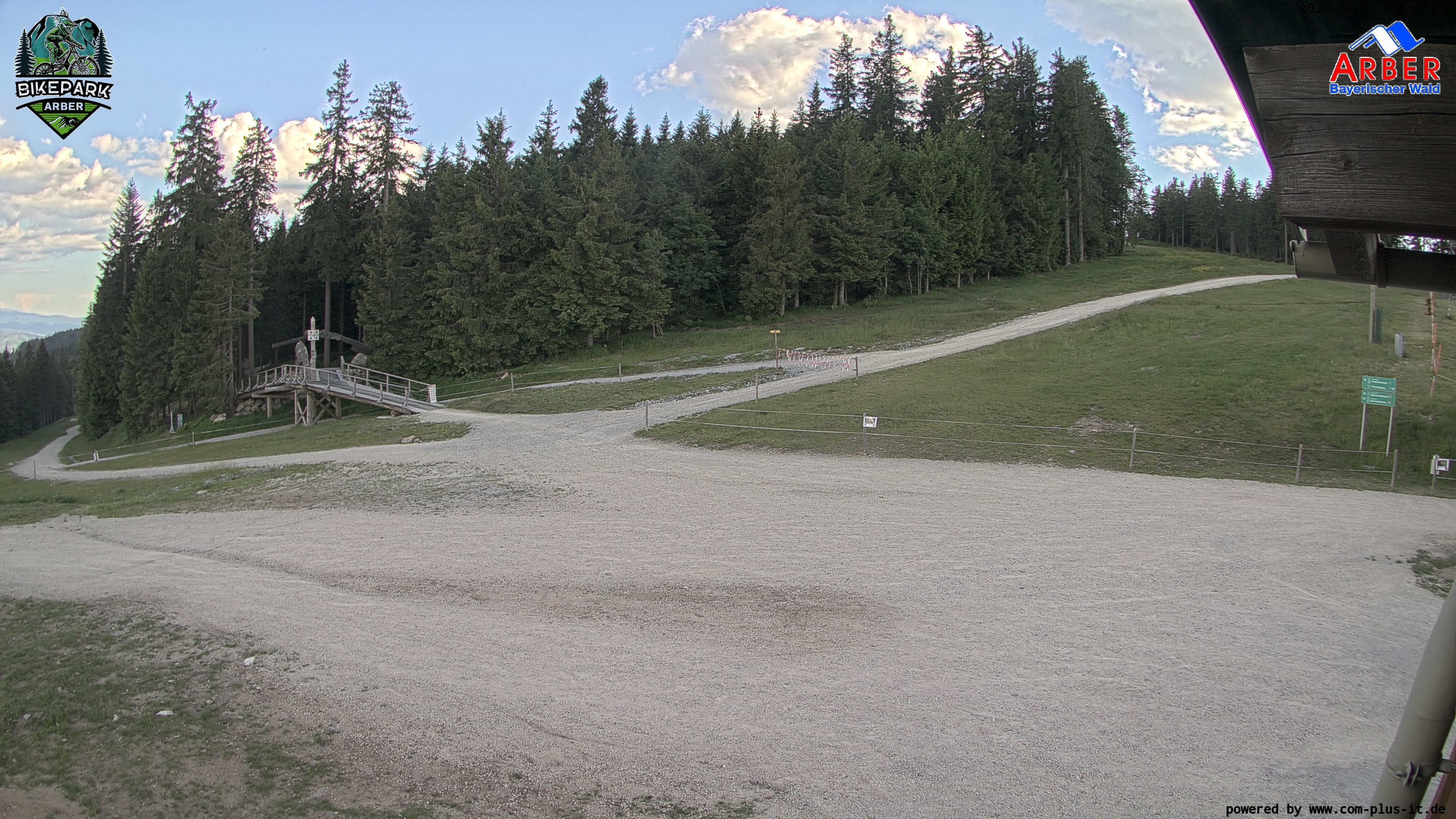 Archiv Foto Webcam ArBär Kinderland des Skigebiets am Arber