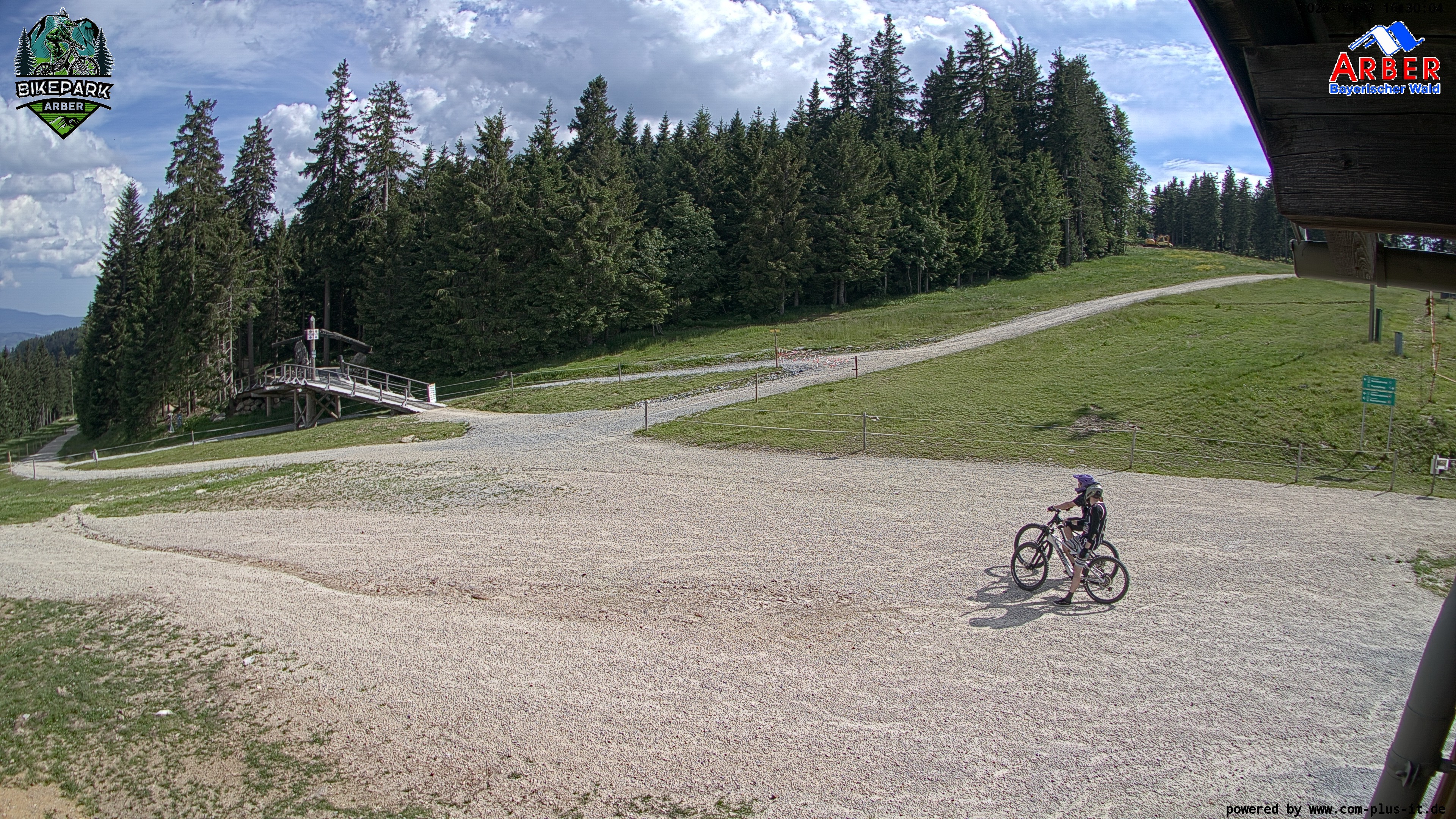Archiv Foto Webcam ArBär Kinderland des Skigebiets am Arber