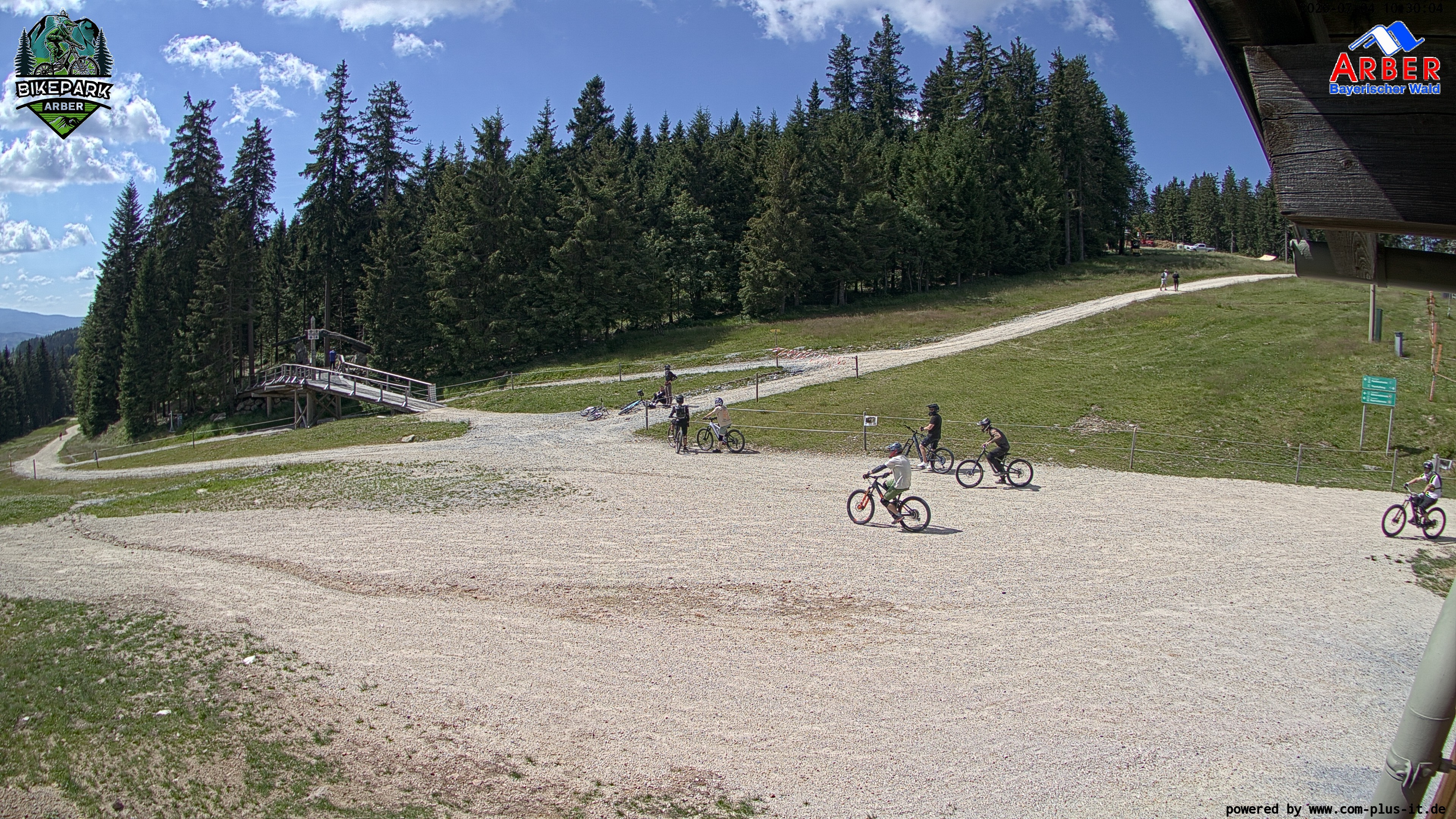 Archiv Foto Webcam ArBär Kinderland des Skigebiets am Arber