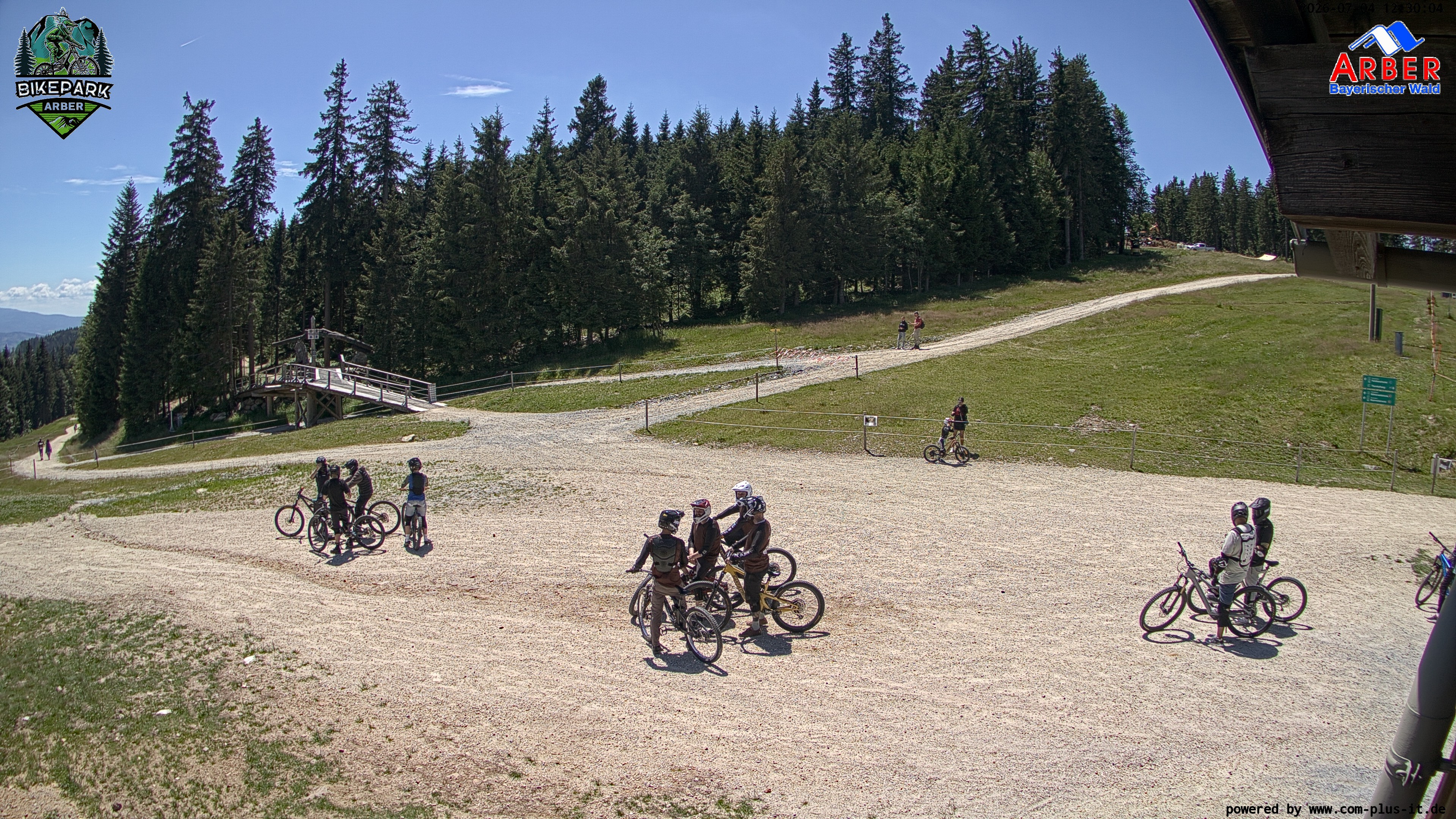 Archiv Foto Webcam ArBär Kinderland des Skigebiets am Arber