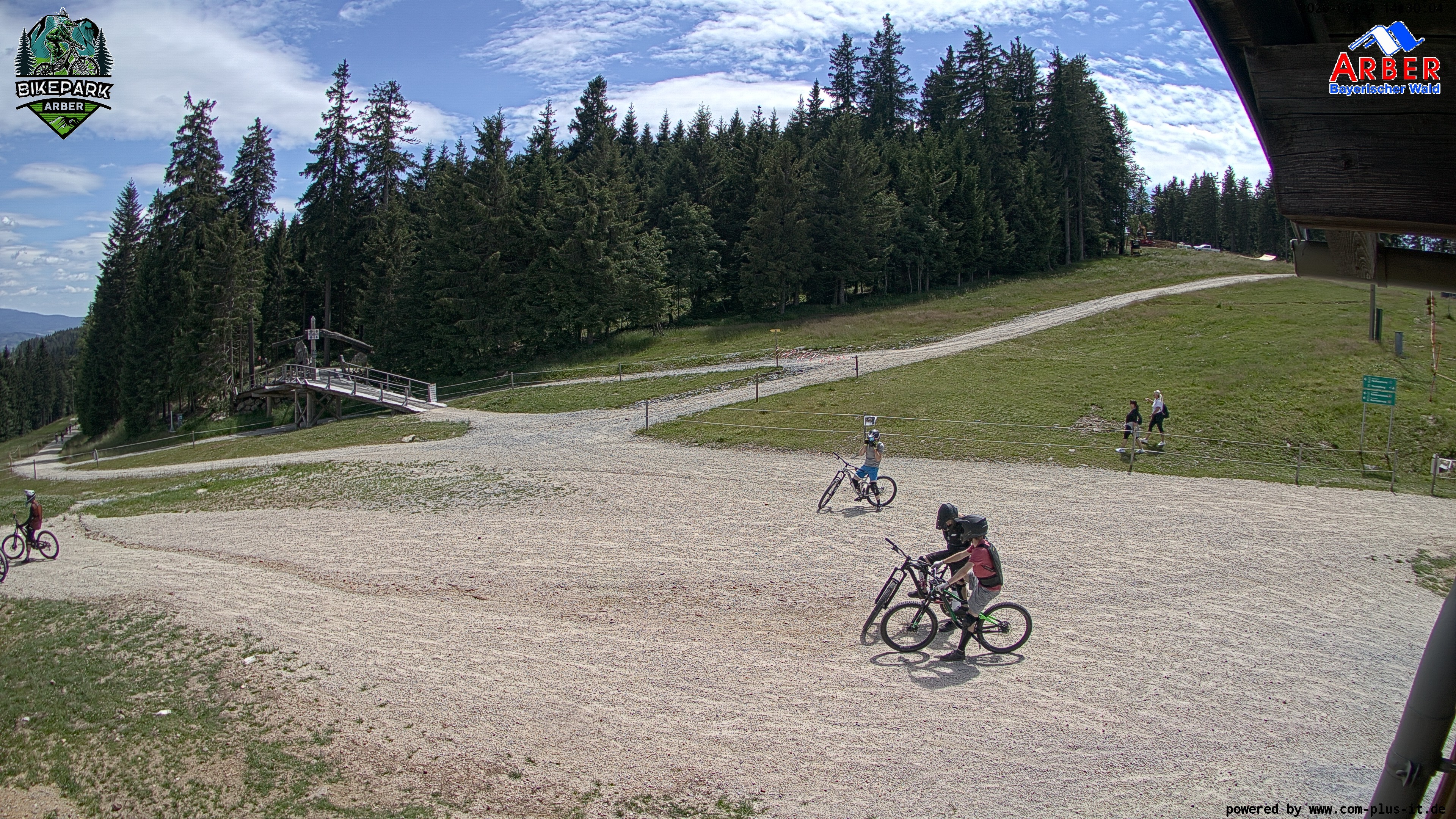 Archiv Foto Webcam ArBär Kinderland des Skigebiets am Arber